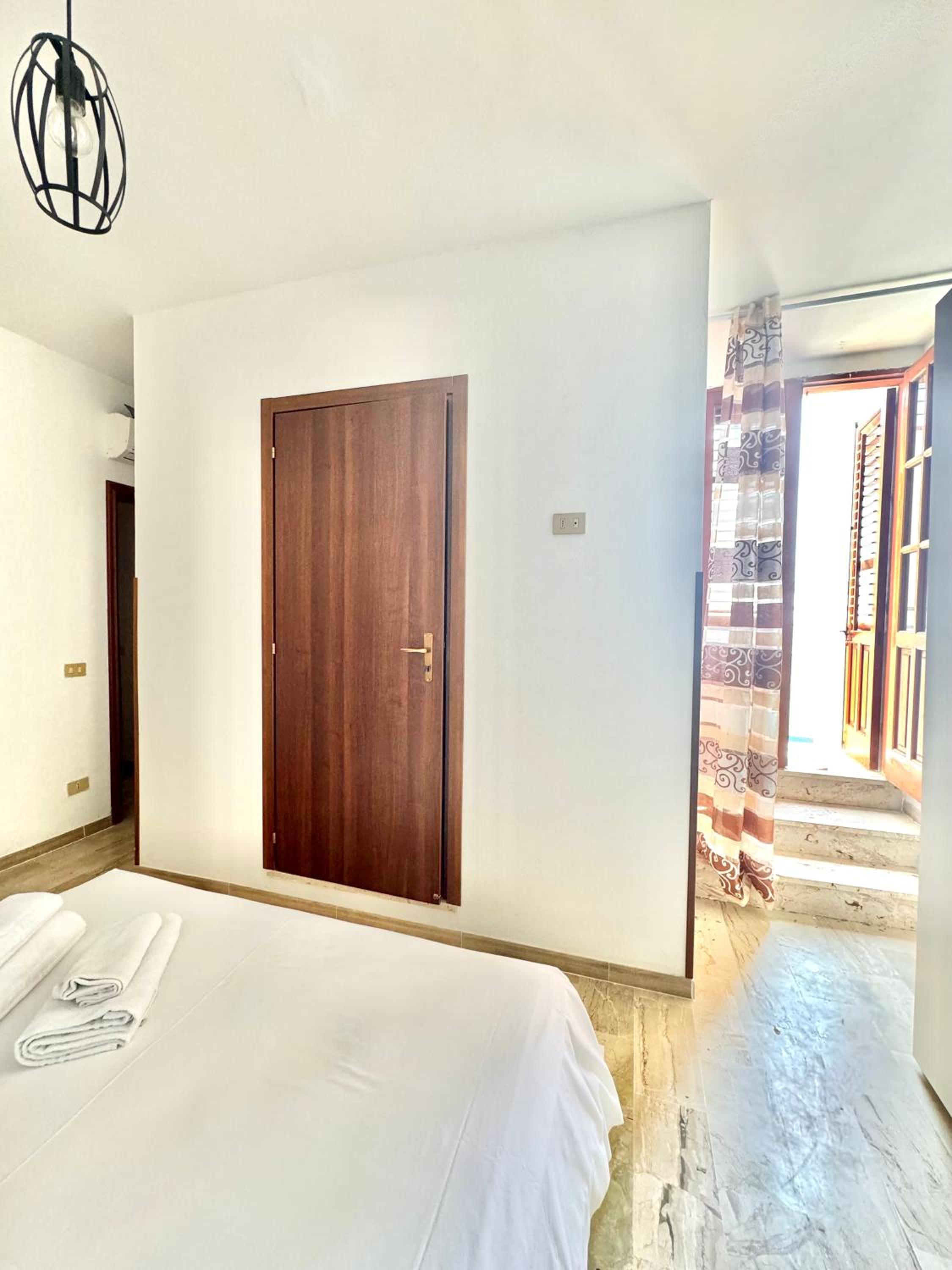 Double Room With Balcony photo 1
