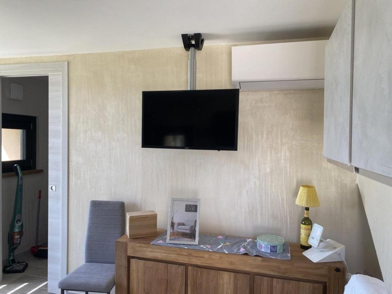 Two-Bedroom Chalet photo 1