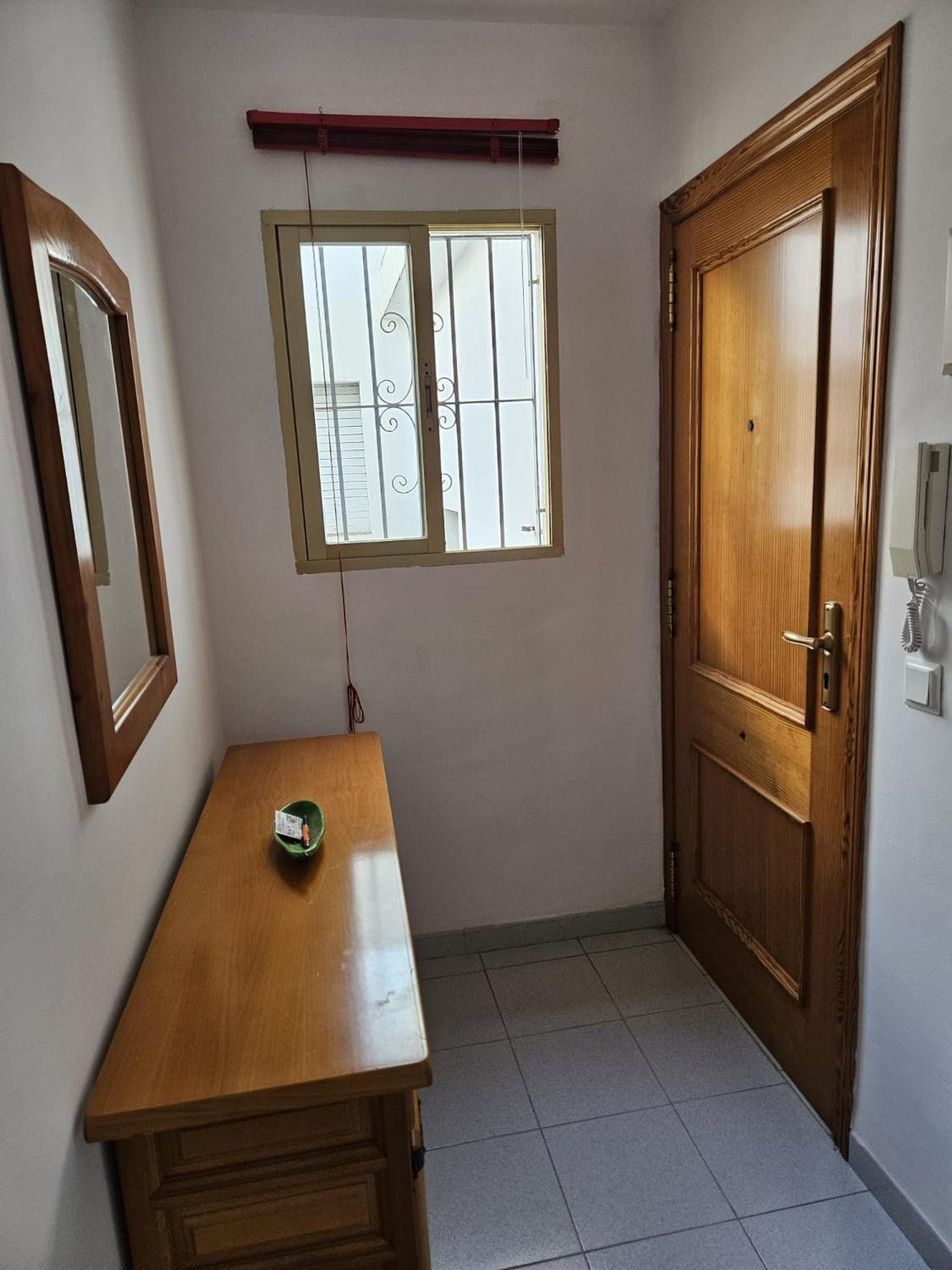 Apartamento de una habitación con vista al mar