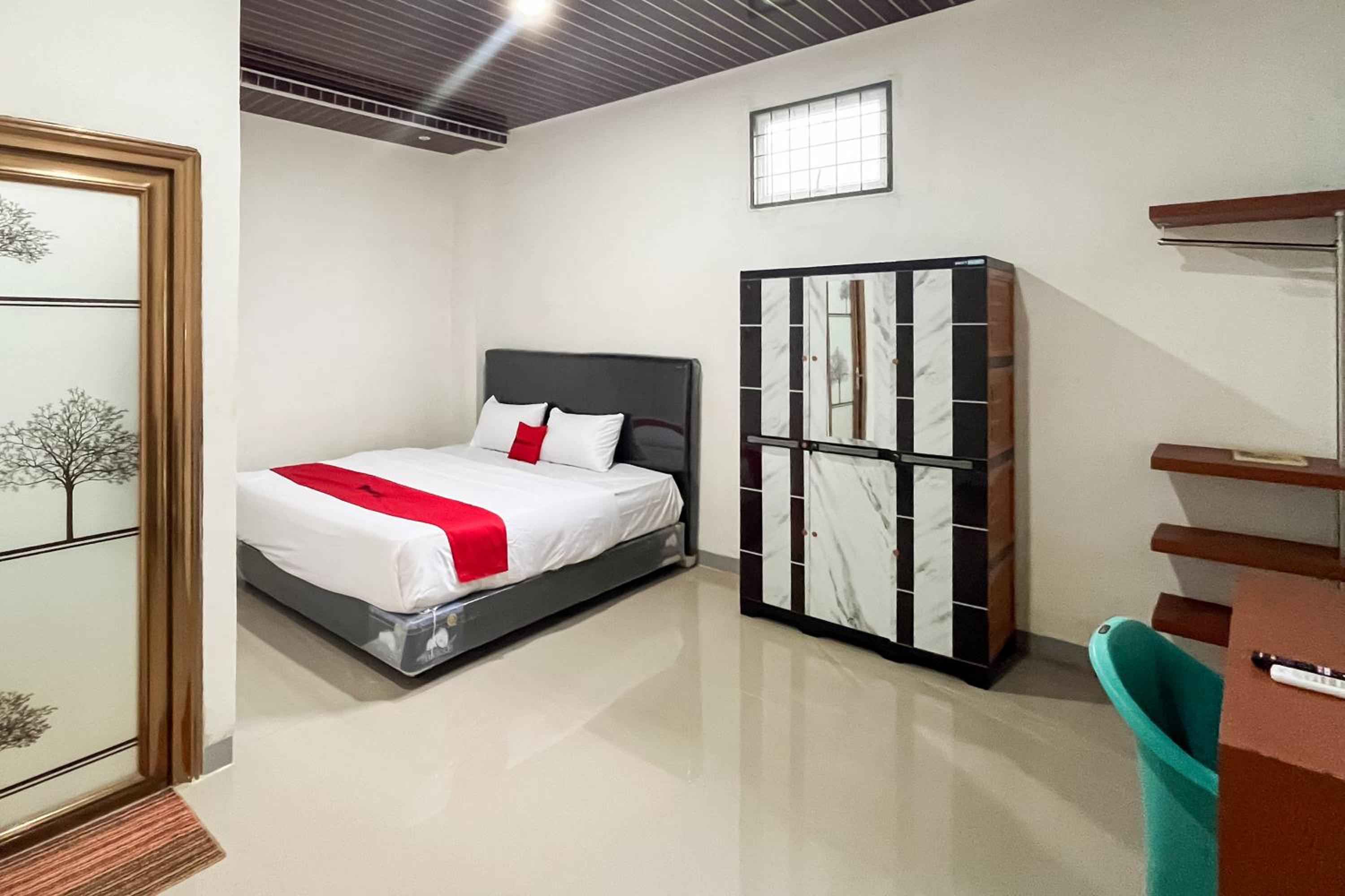 Deluxe Double Room photo 3