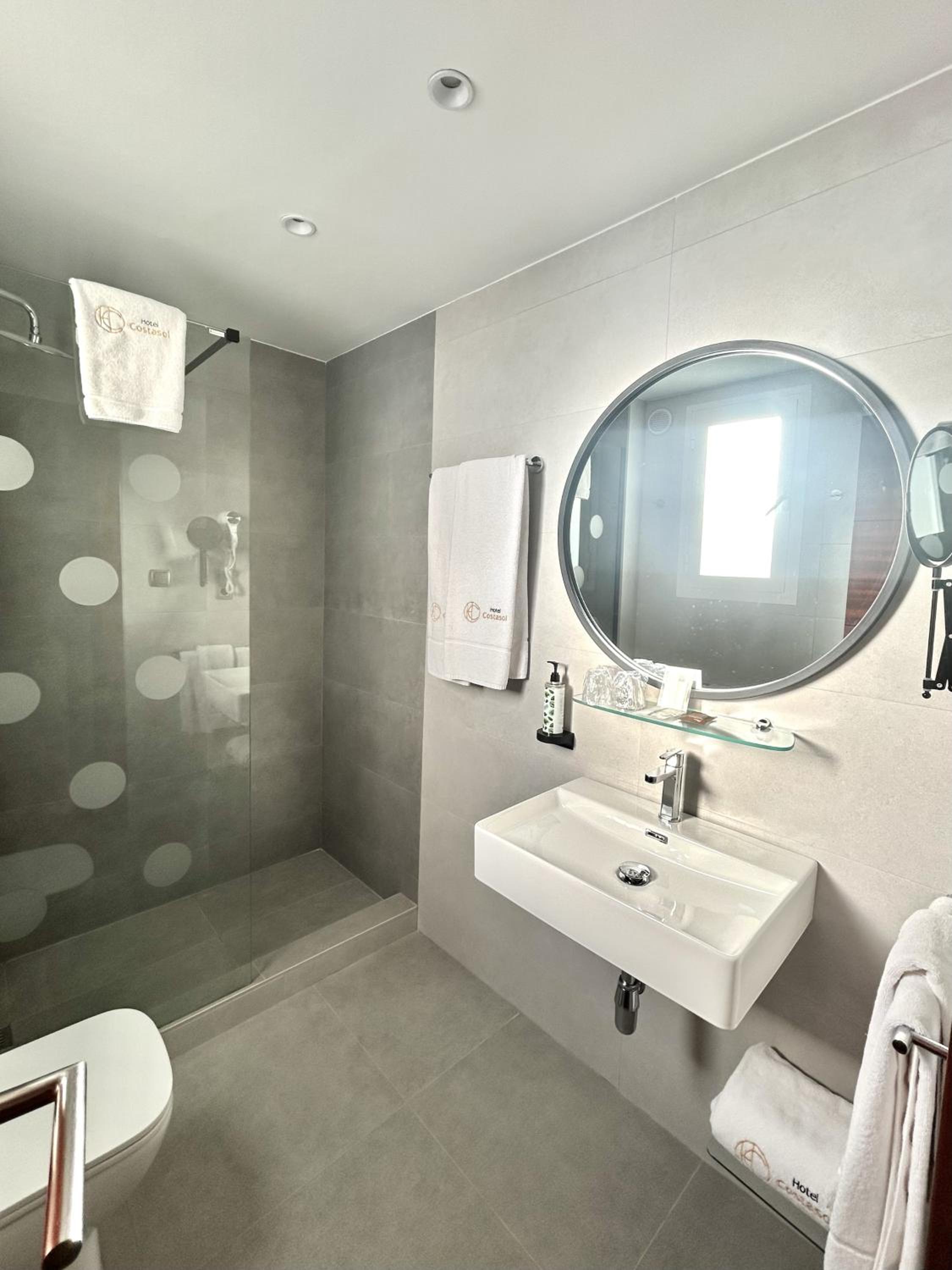 Triple Room - Photo 2