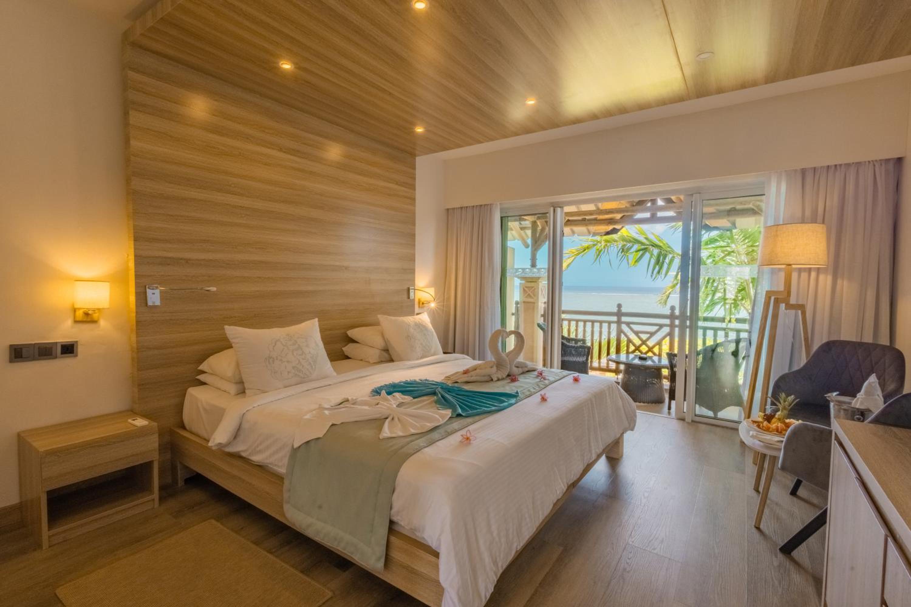 Deluxe Club With Ocean View - Photo 2
