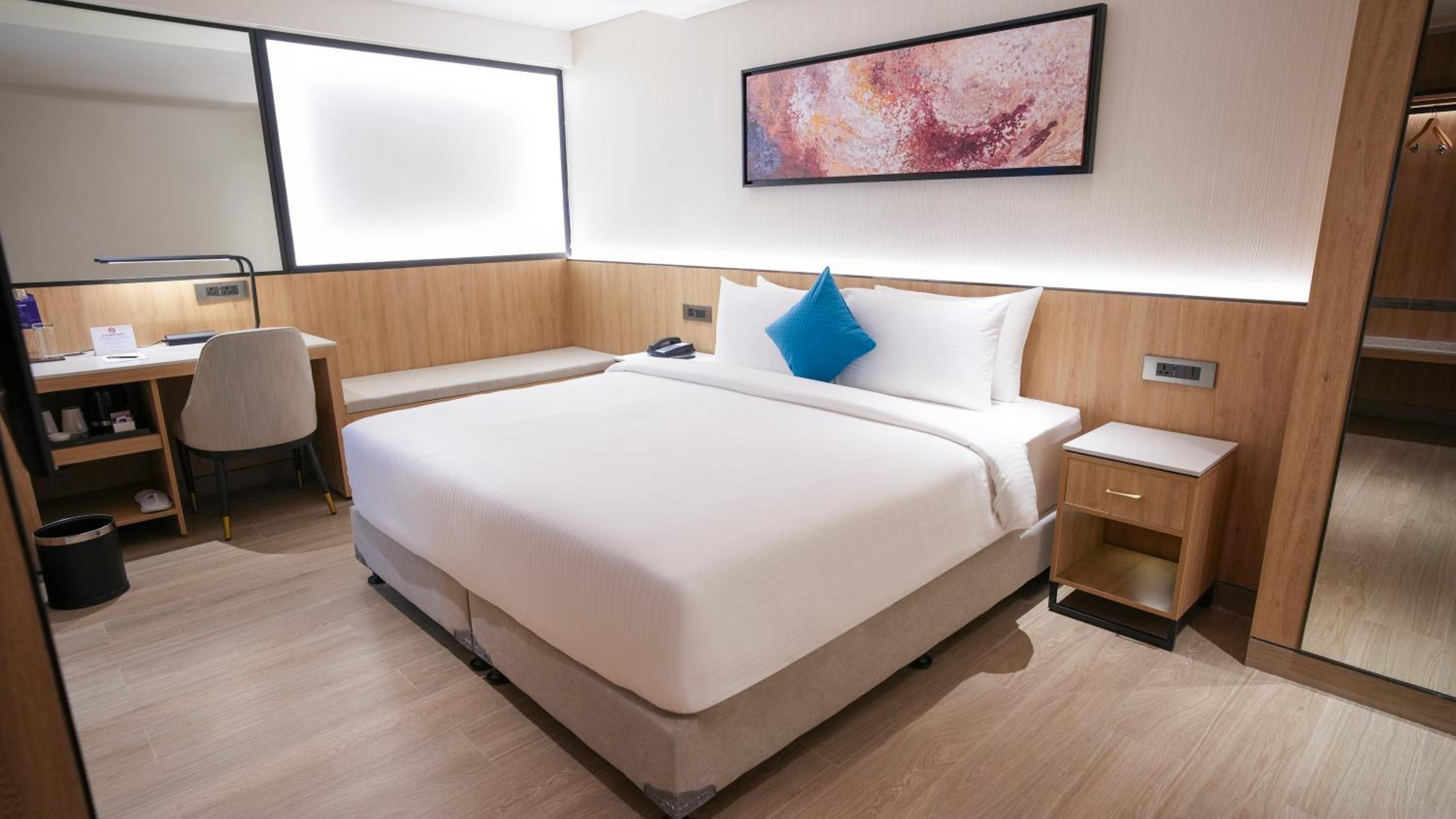 Day Use Room - 3 hour Transit Day Use only between time 0800hrs to 2100hrs.