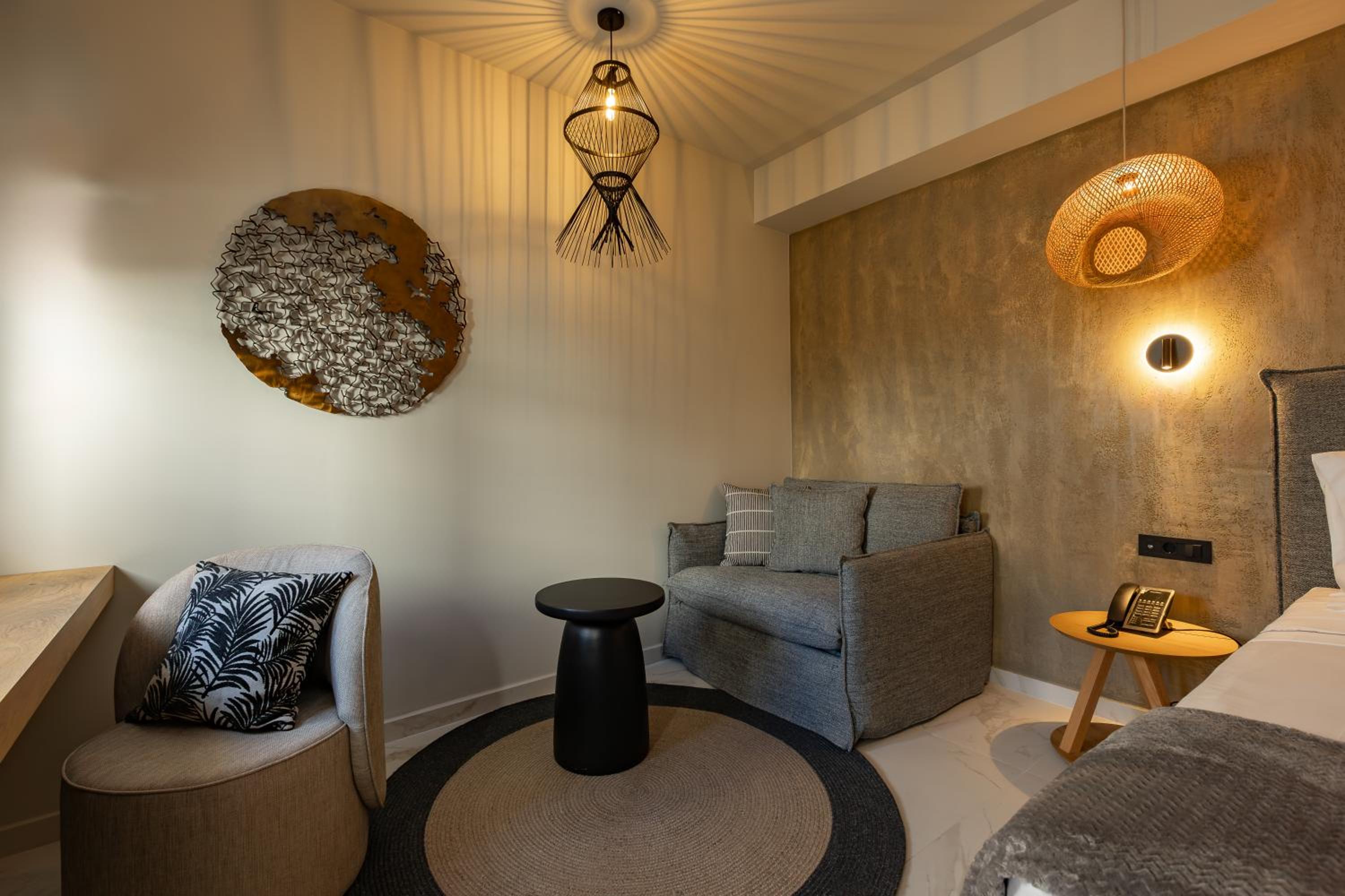 Executive Suite with Outdoor Jetted Tub photo 1