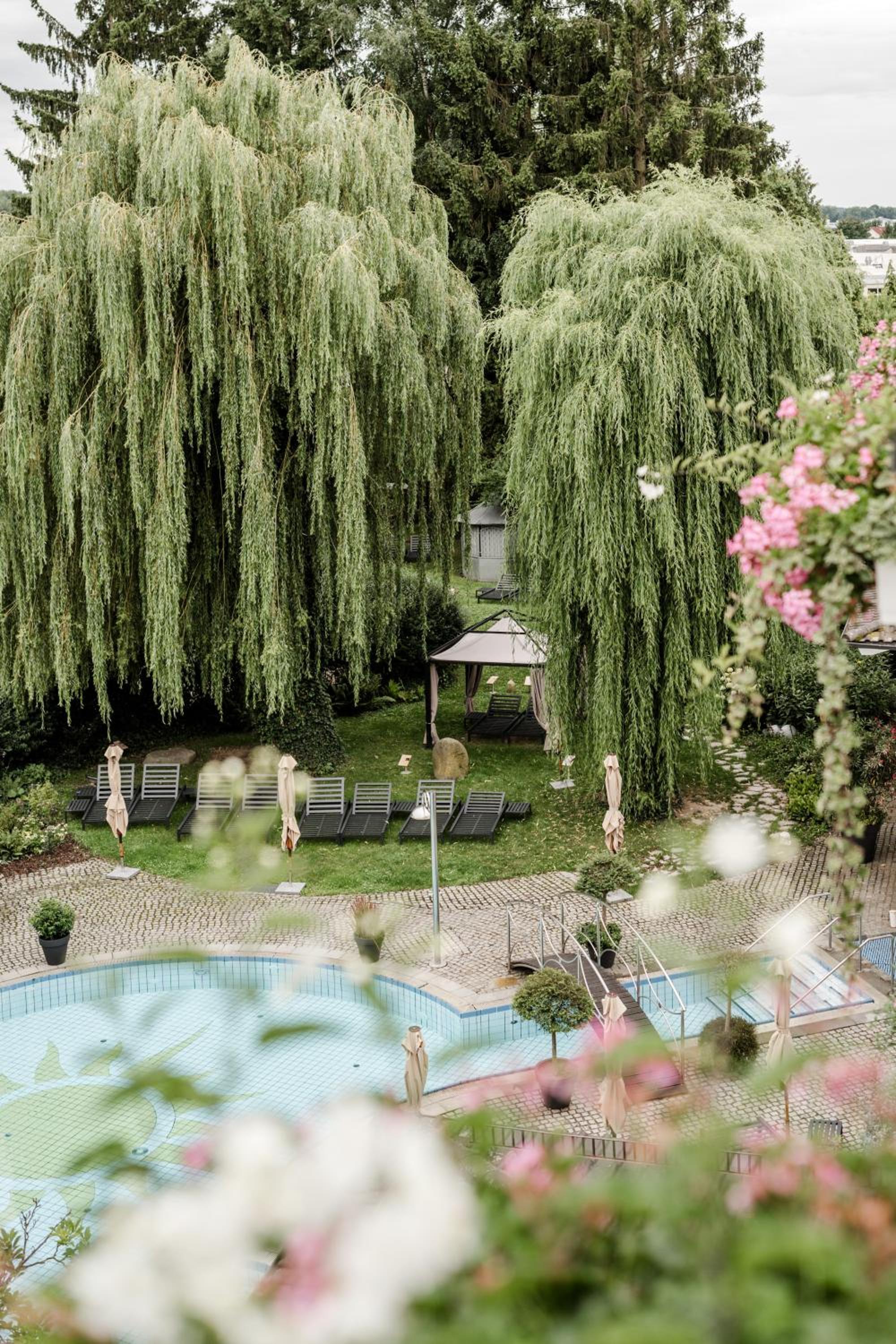 Comfort Double Room with Garden View - Photo 4