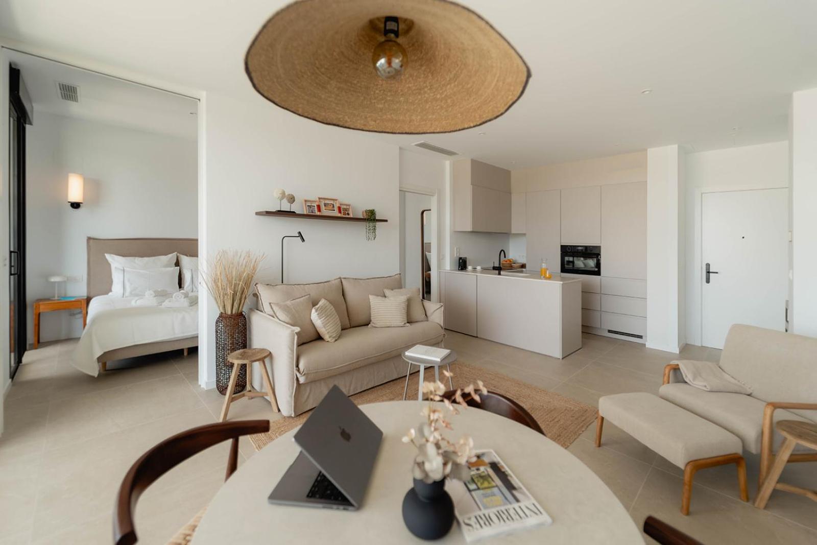 One Bedroom Ocean View Apartment