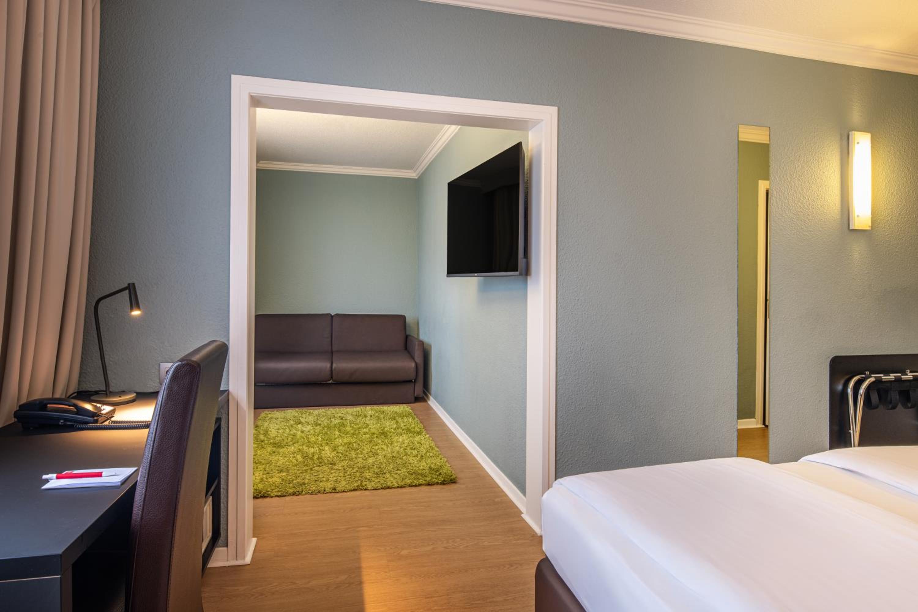 Superior Double Room - Photo 2