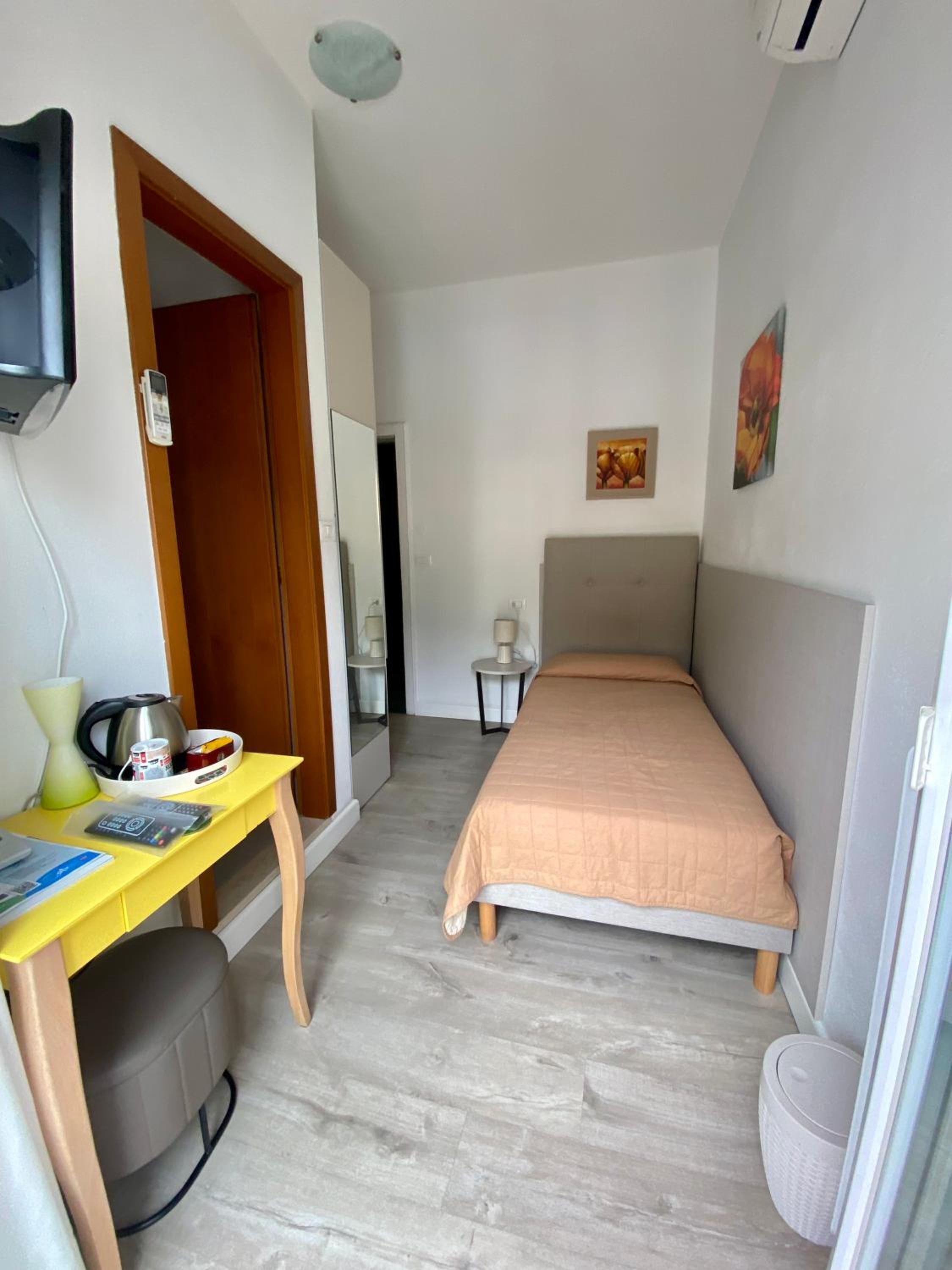 Single Room with Balcony