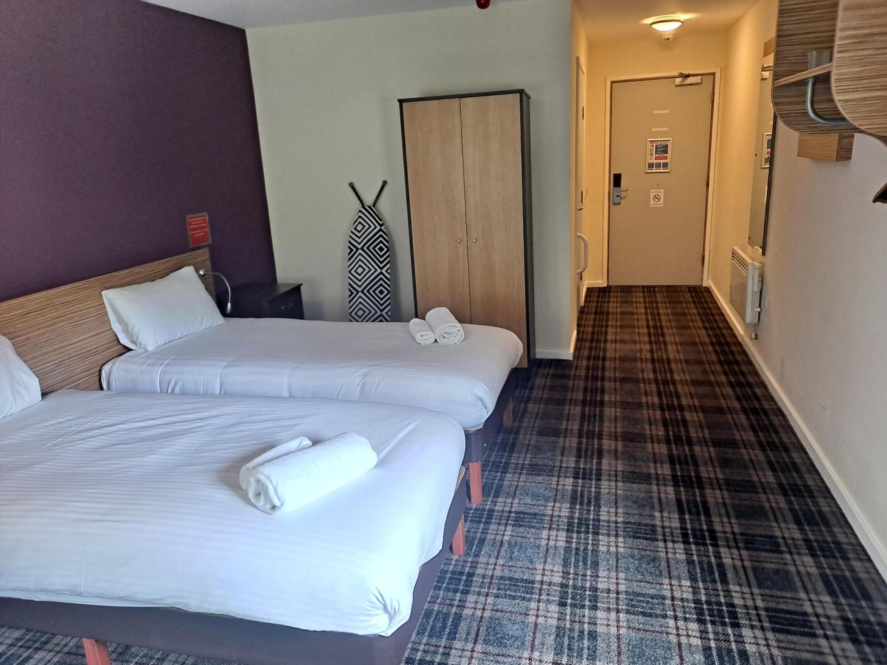 Twin Room - Photo 4