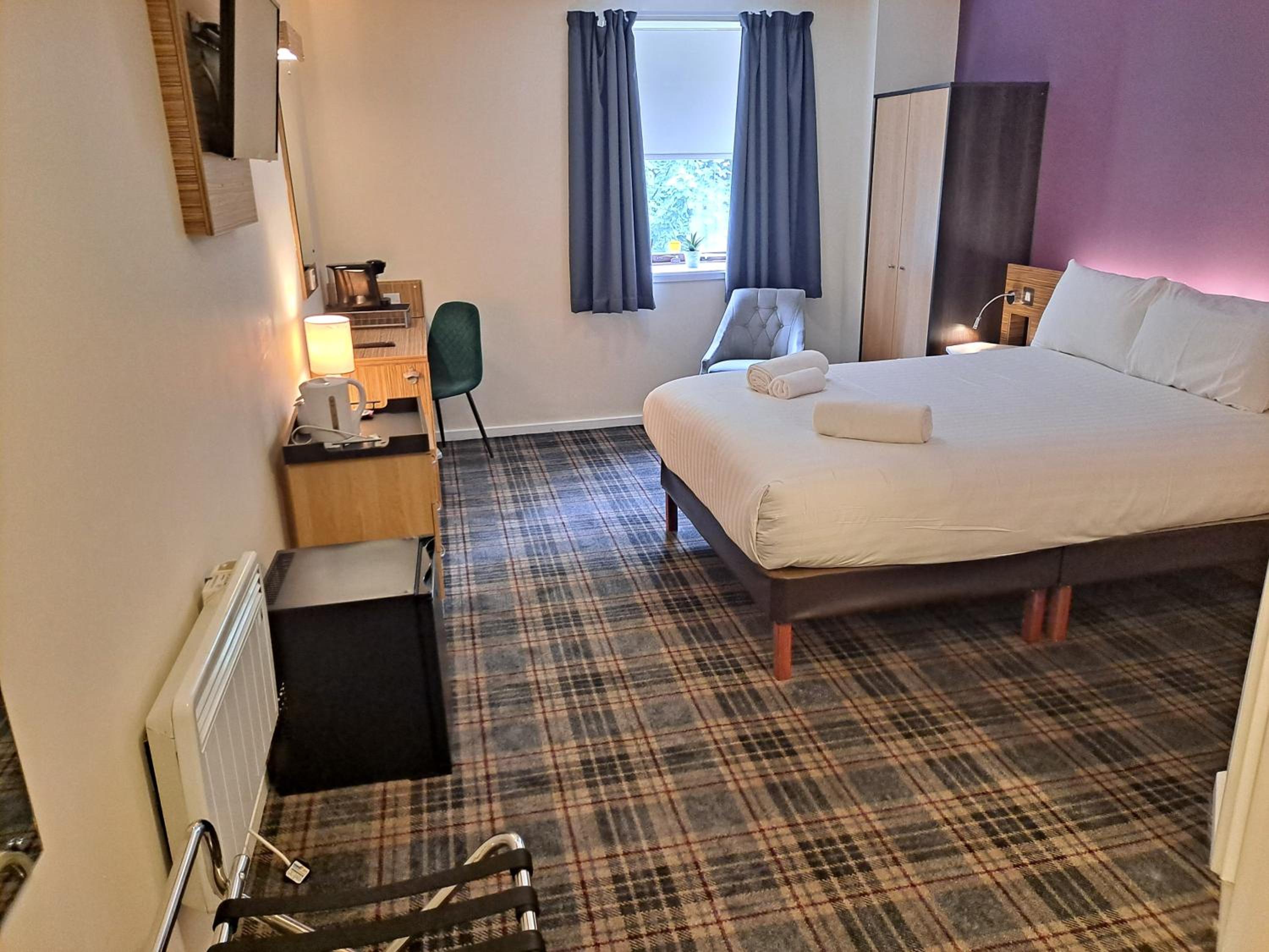 Superior Double or Twin Room - Photo 5