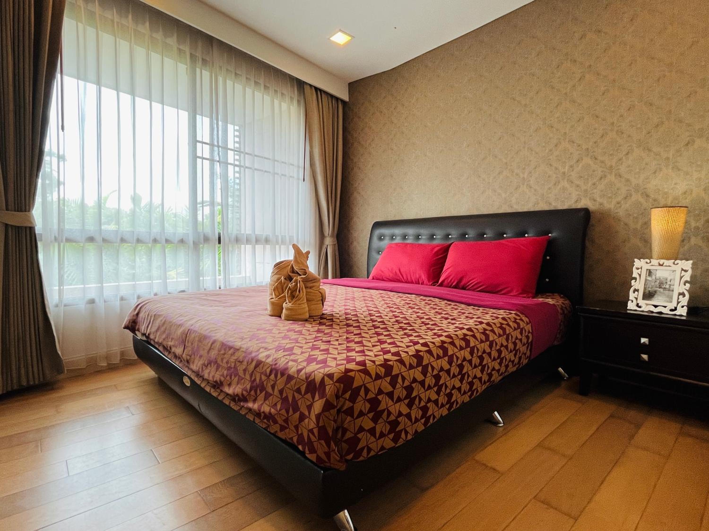 Three-Bedroom Apartment - Photo 24