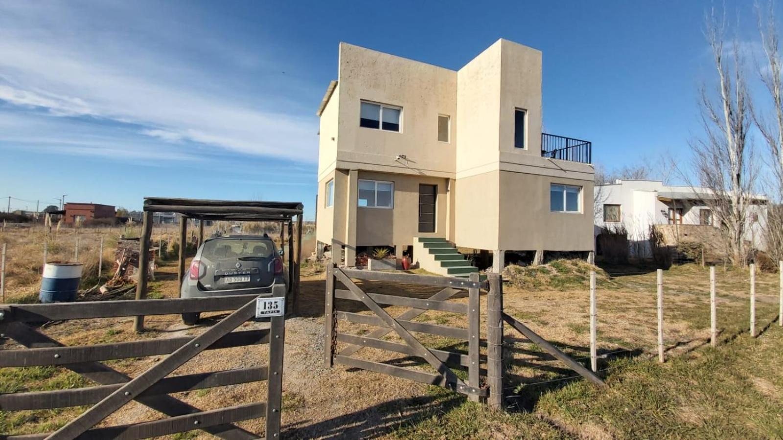 Two-Bedroom House photo 2