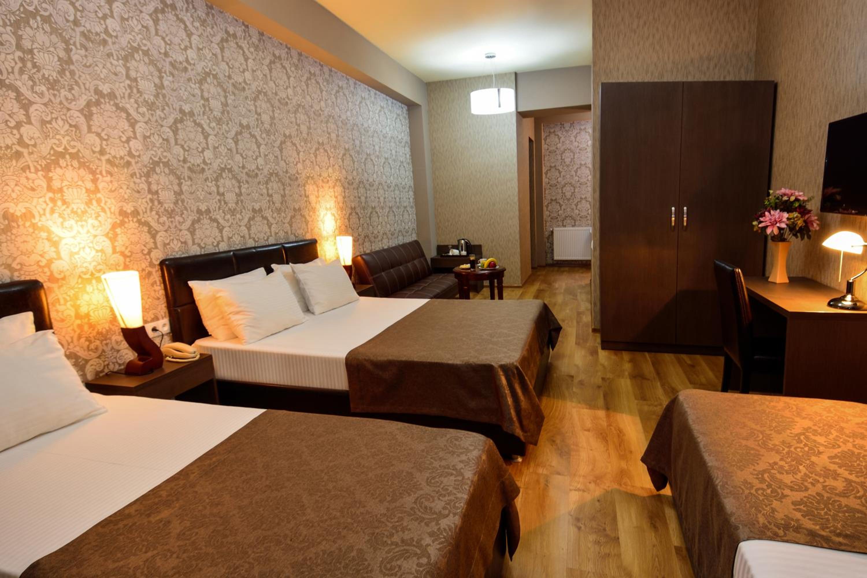 Standard Quadruple Room photo 2