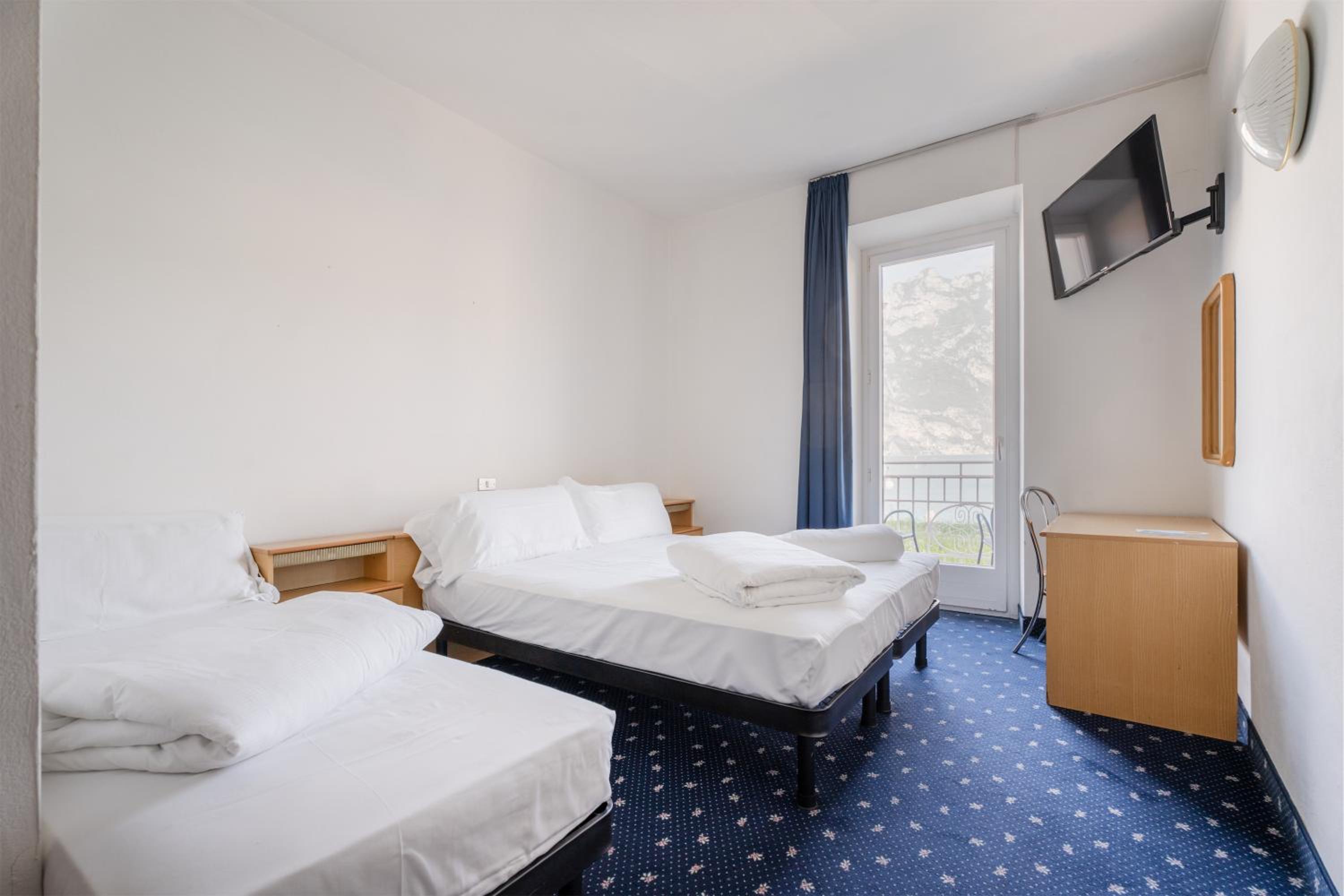 Superior Triple Room with Lake View