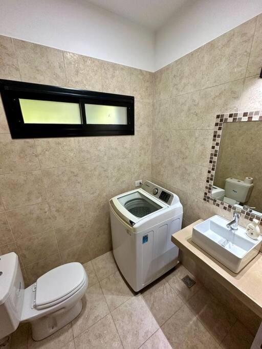 Three-Bedroom Vacation Home  photo 3