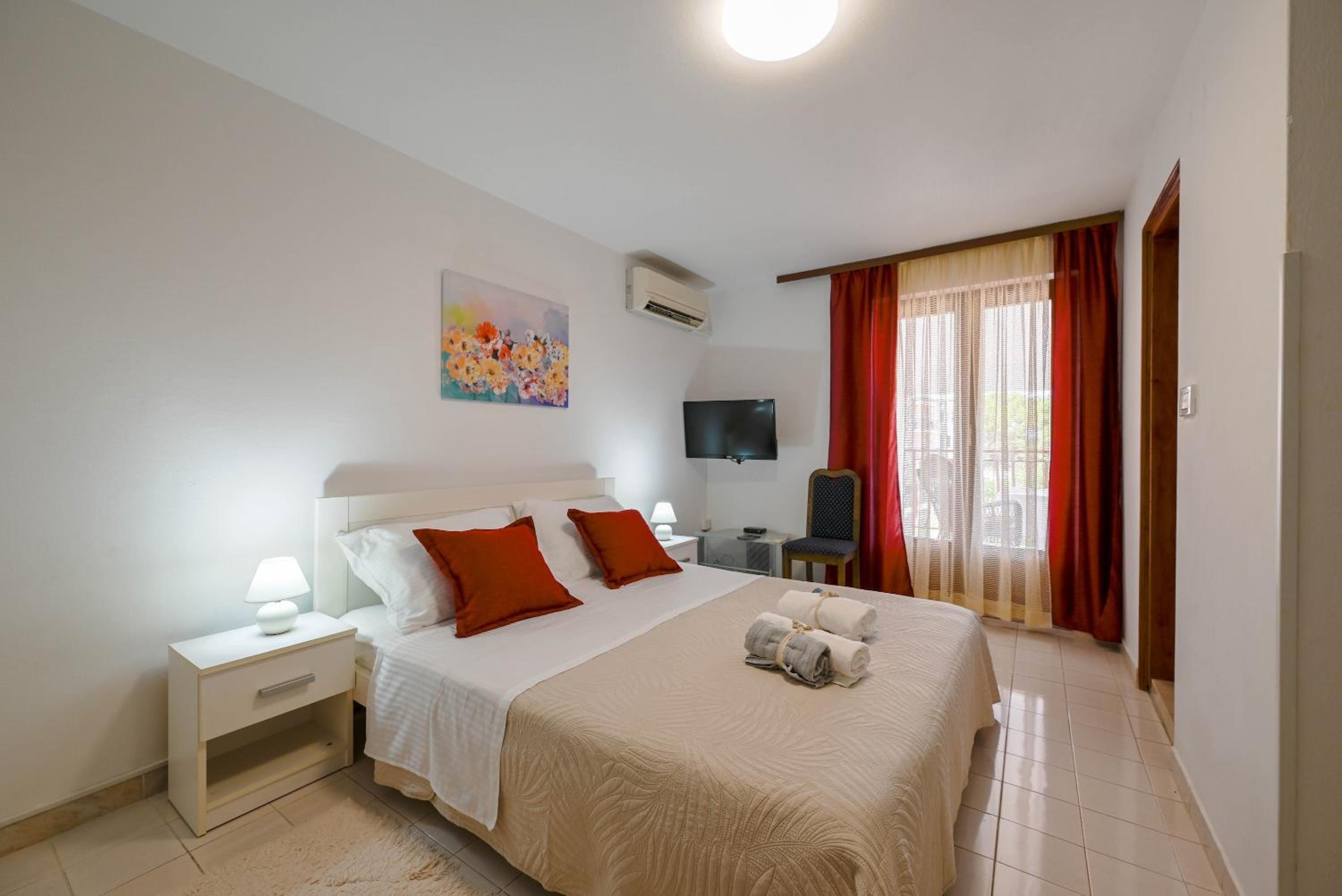 Double Room 2