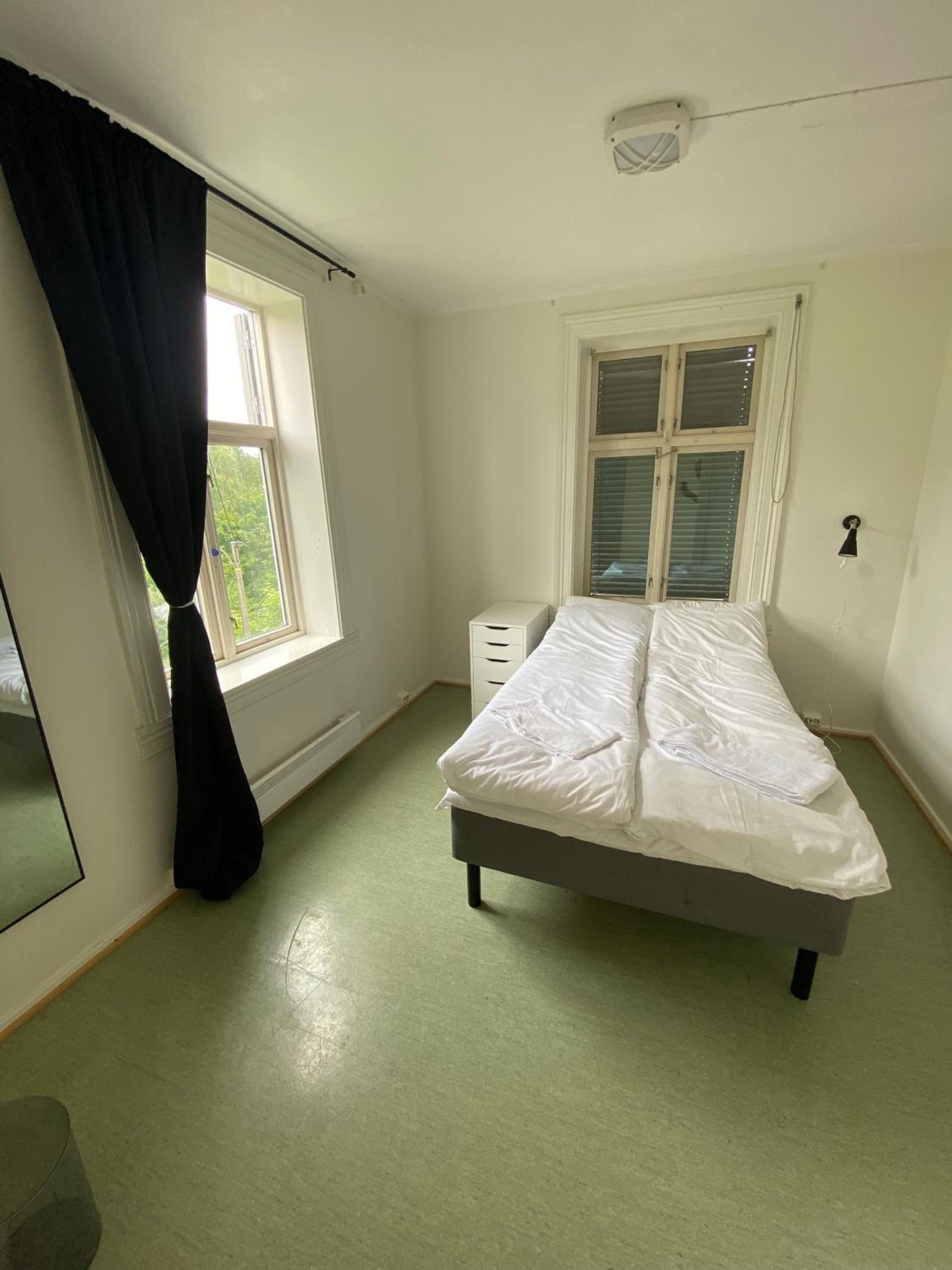 Double Room With Shared Bathroom photo 3