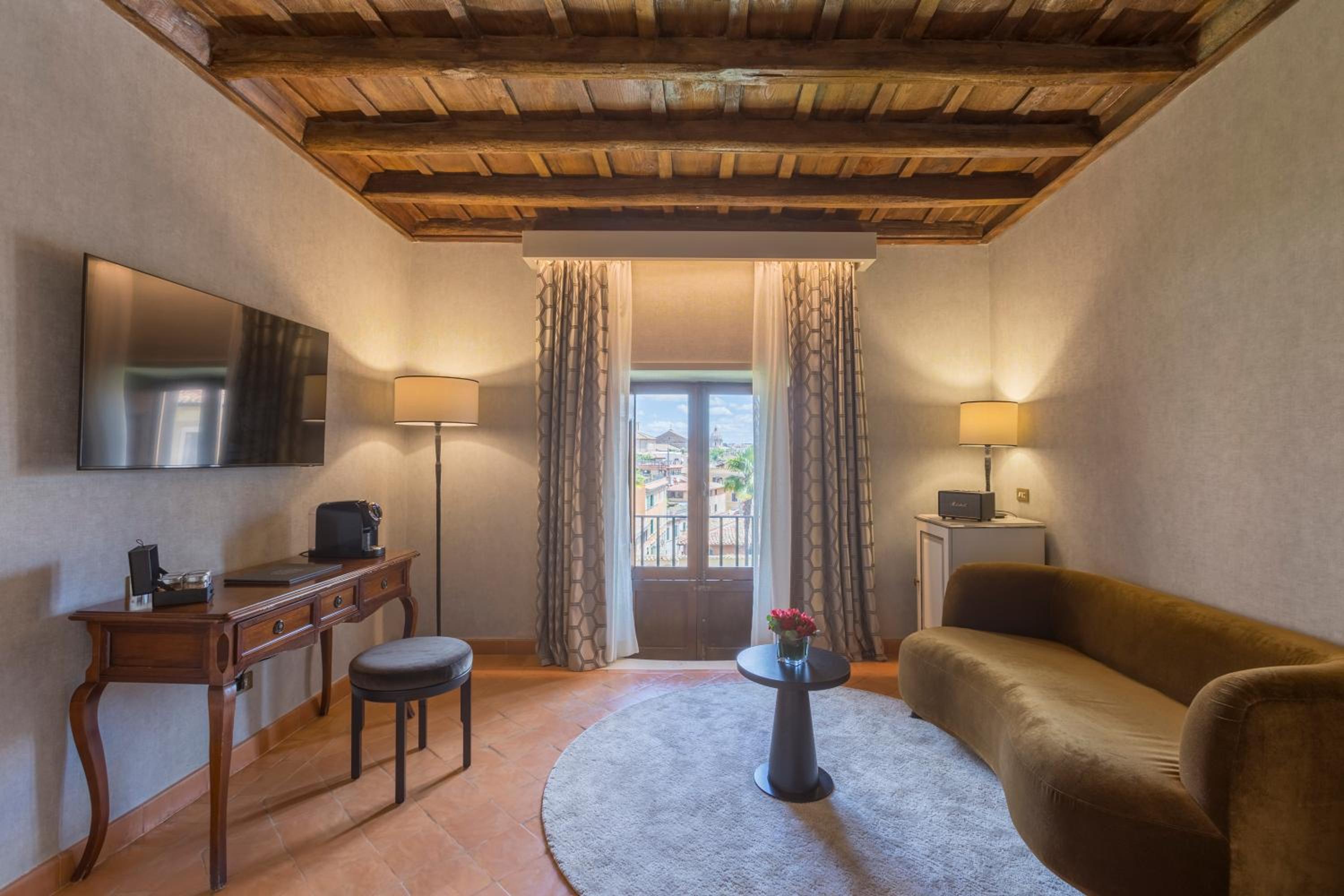 Suite with Garden View