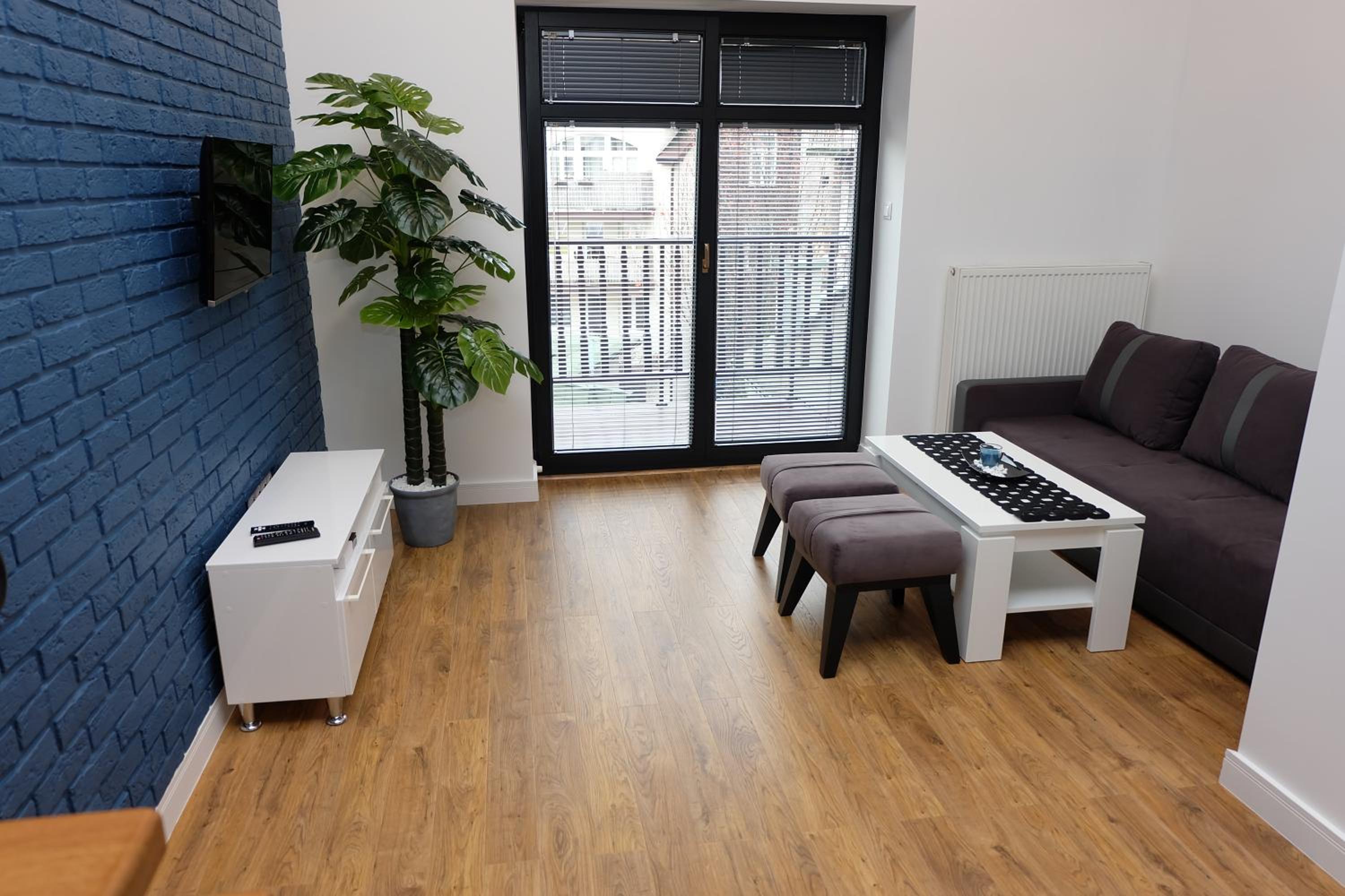 Studio Apartment - Photo 8