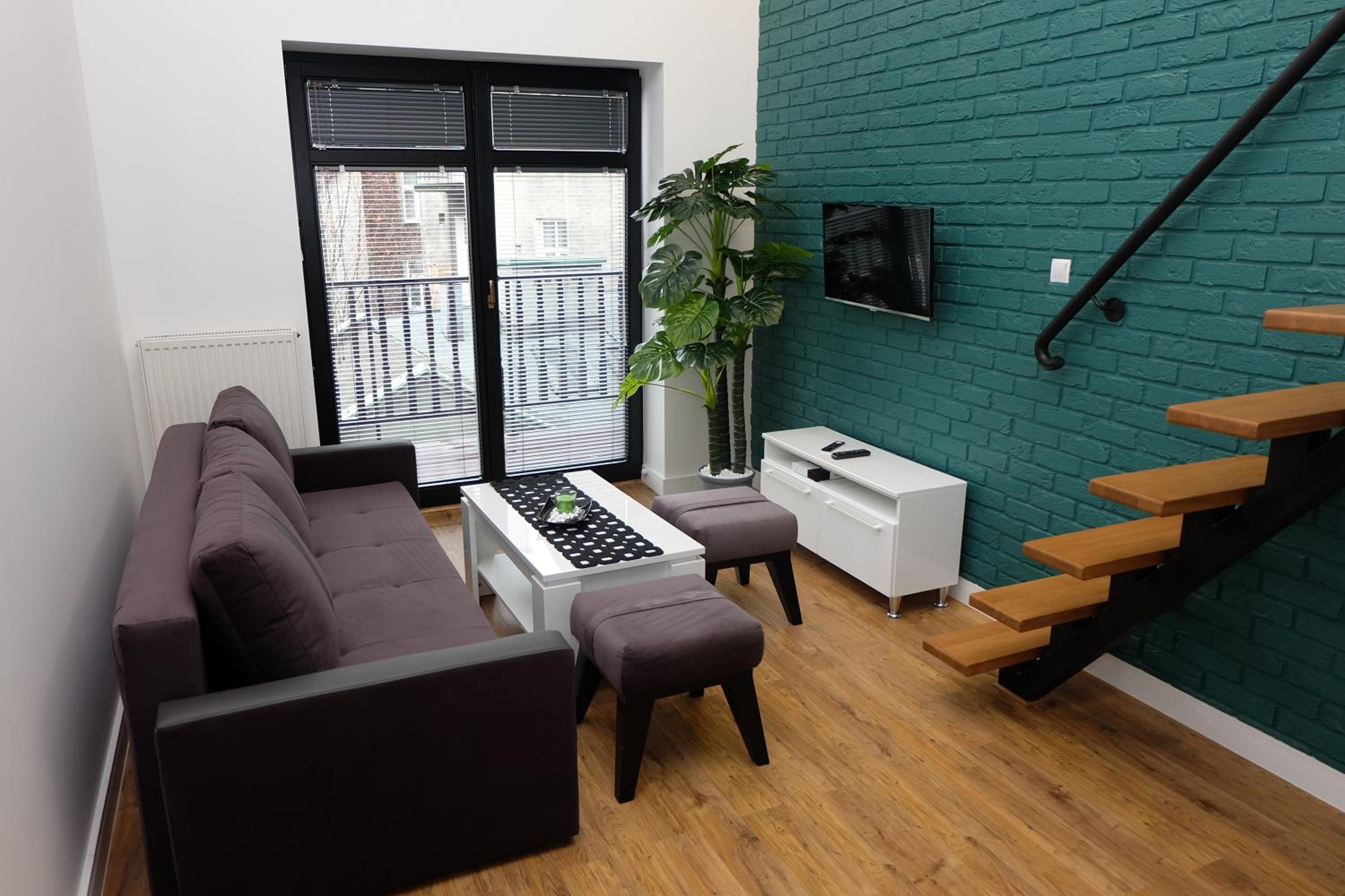 Studio Apartment - Photo 6