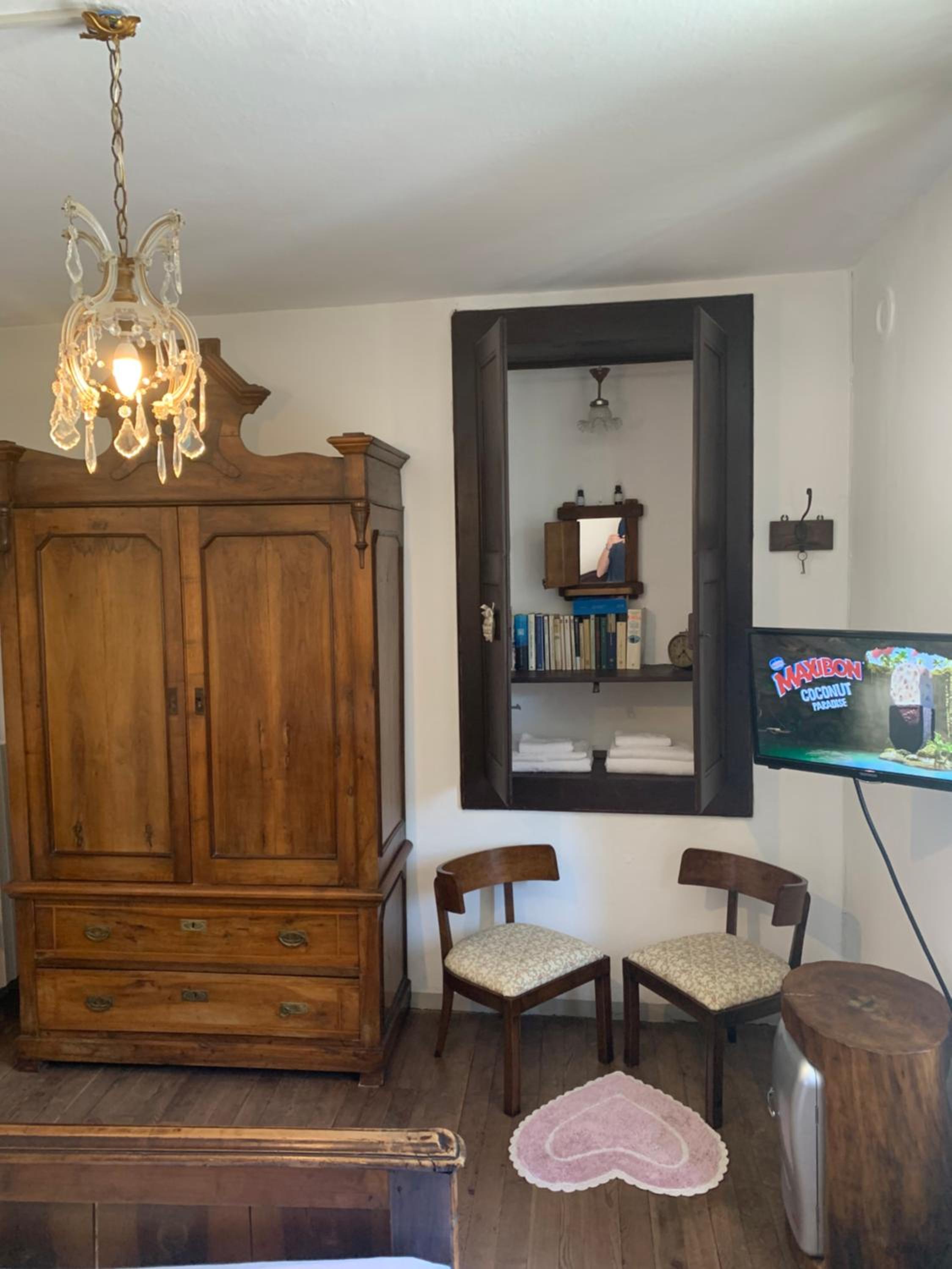 Double Room with Garden View and Private Bathroom photo 2