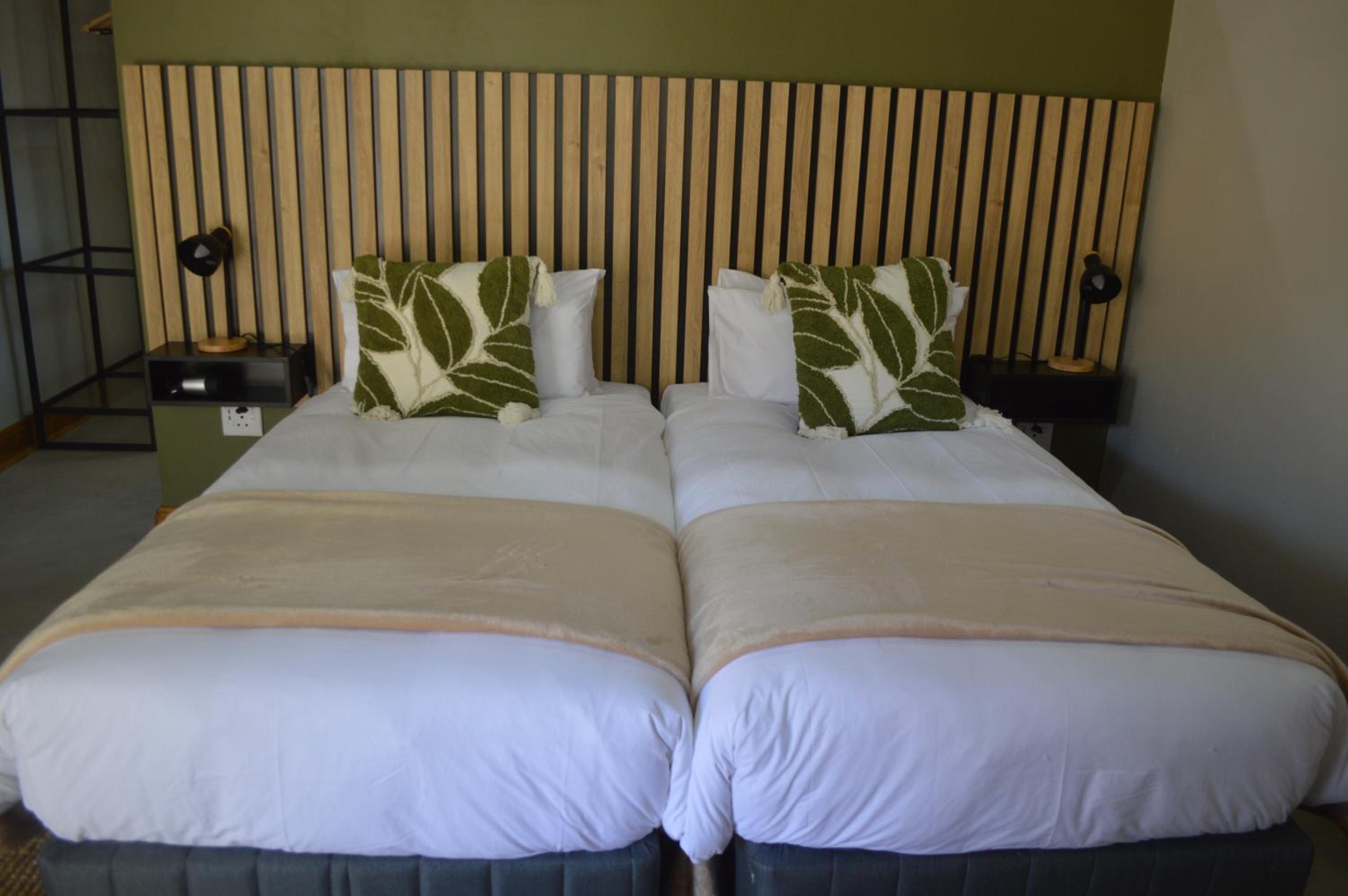 Deluxe Double or Twin Room with Garden View - Photo 3
