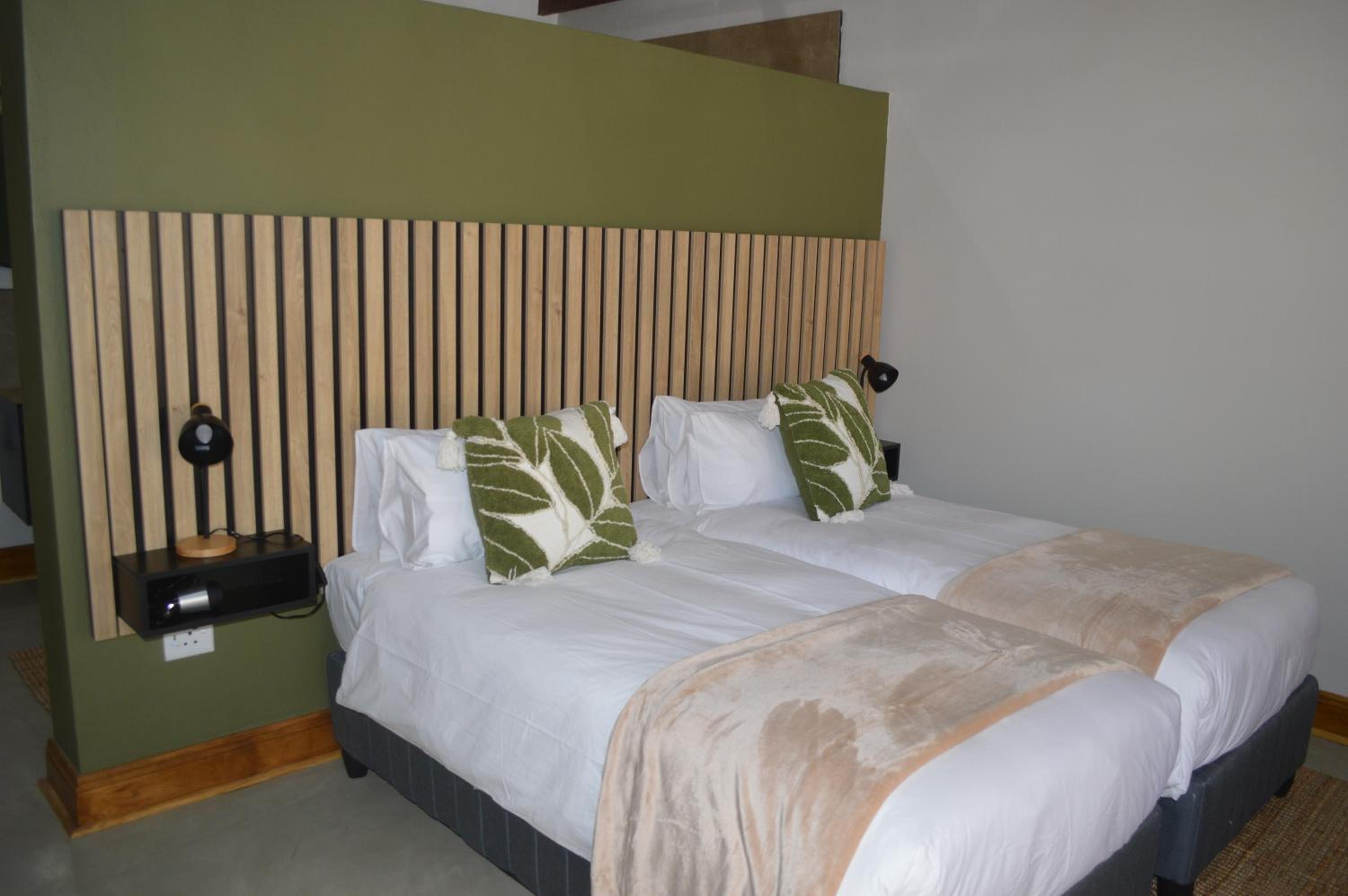 Deluxe Double or Twin Room with Garden View - Photo 7