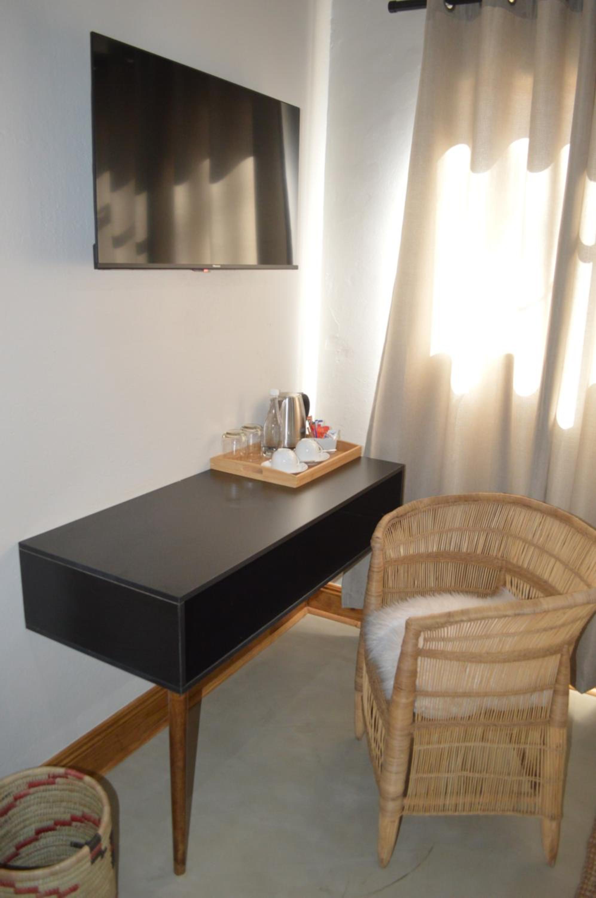 Deluxe Double or Twin Room with Garden View - Photo 11