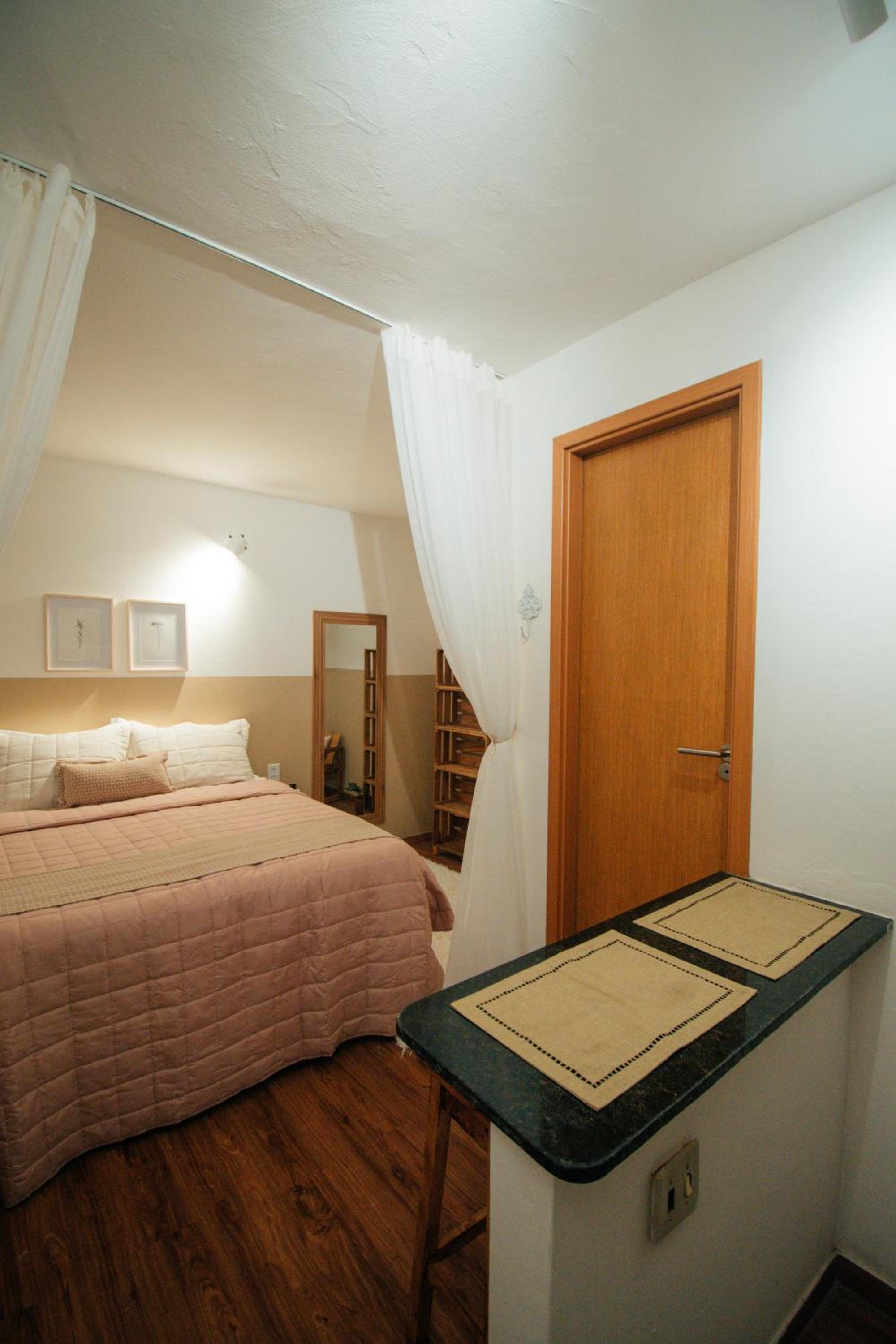 Deluxe King Room photo 1