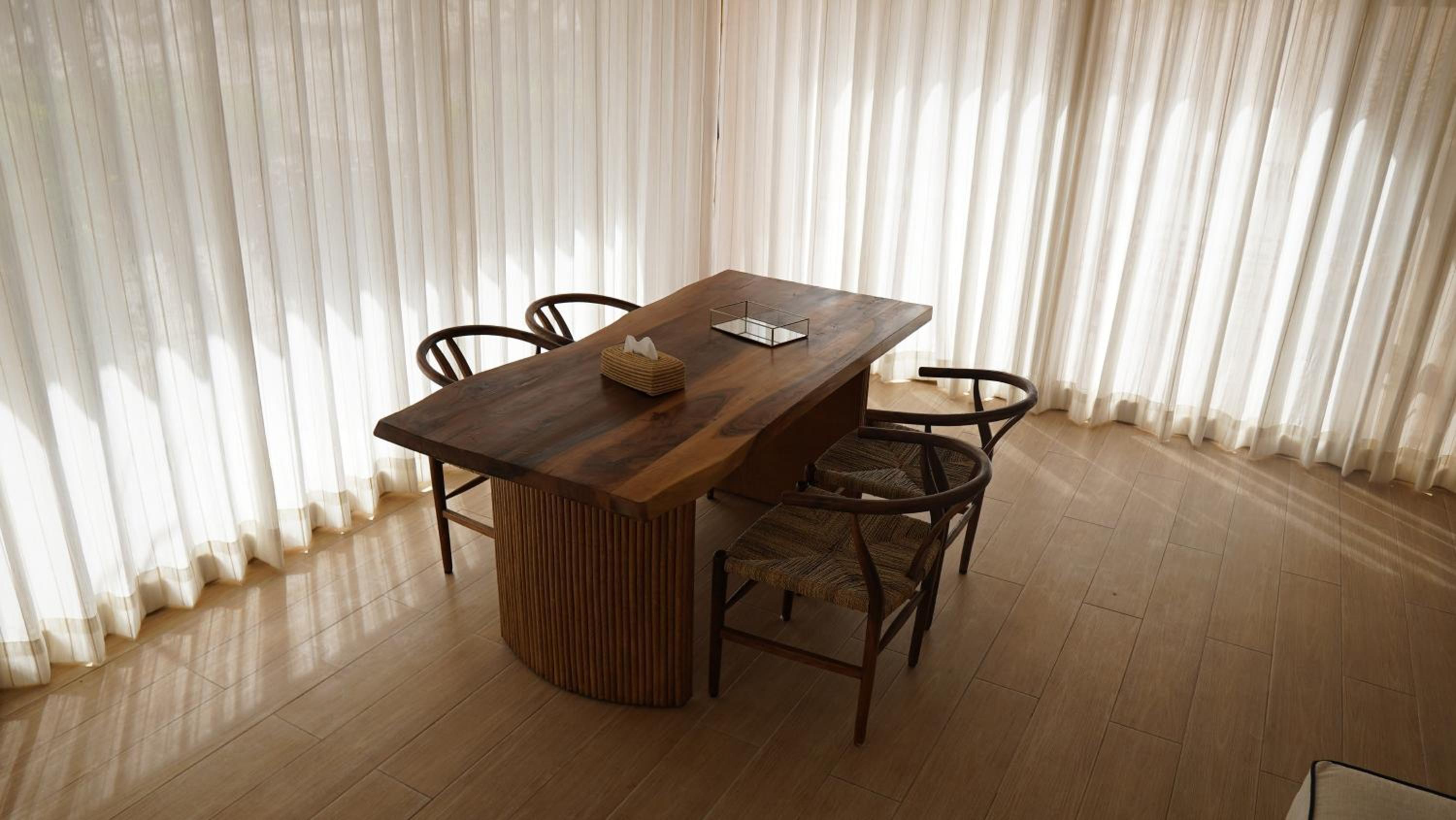 Villa photo 2