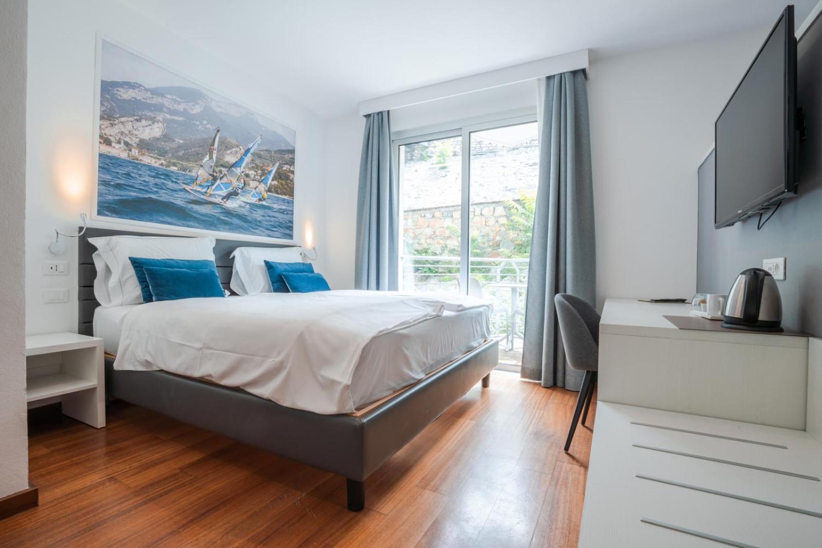 Superior Double or Twin Room - Photo 5