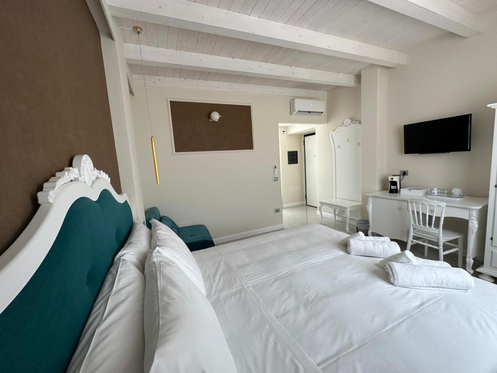 Junior Suite with Terrace