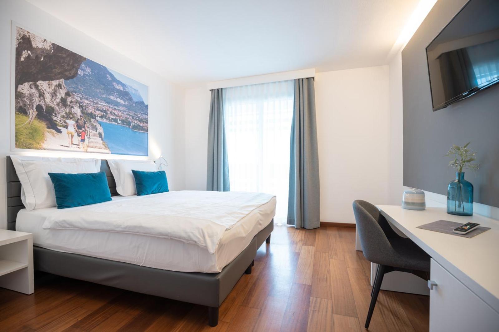 Superior Double or Twin Room - Photo 6