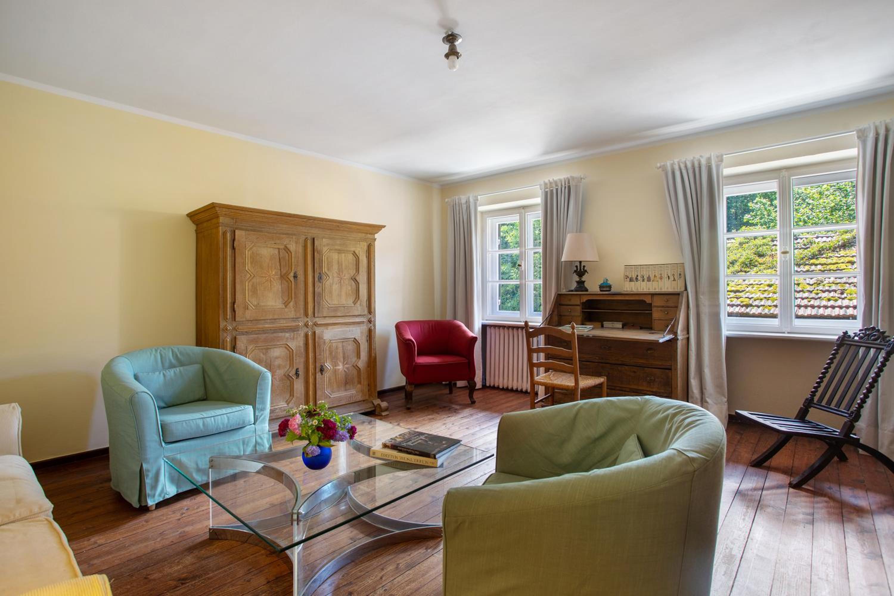 Two-Bedroom Deluxe Apartment with Garden View photo 1