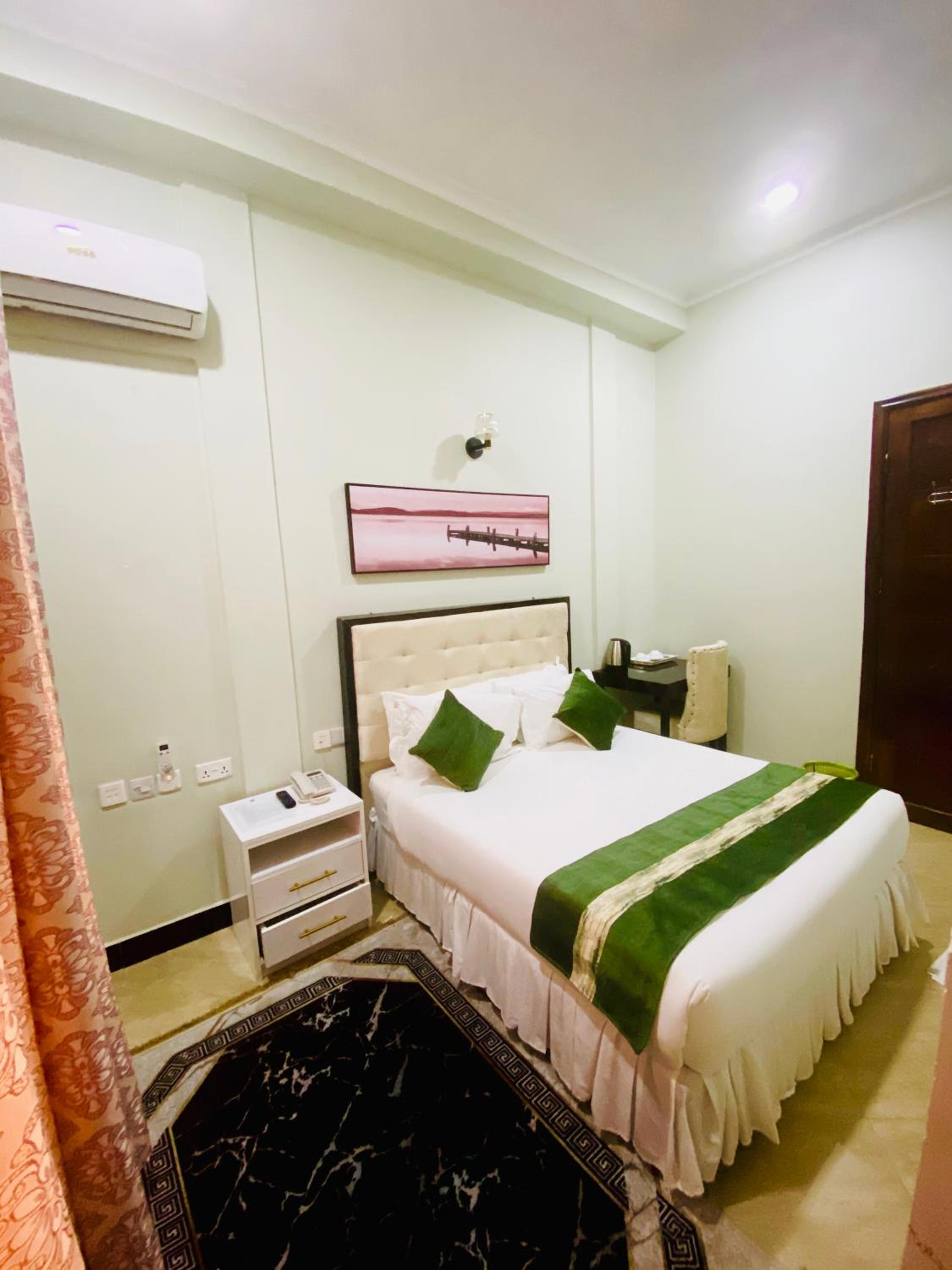 Deluxe Room photo 3