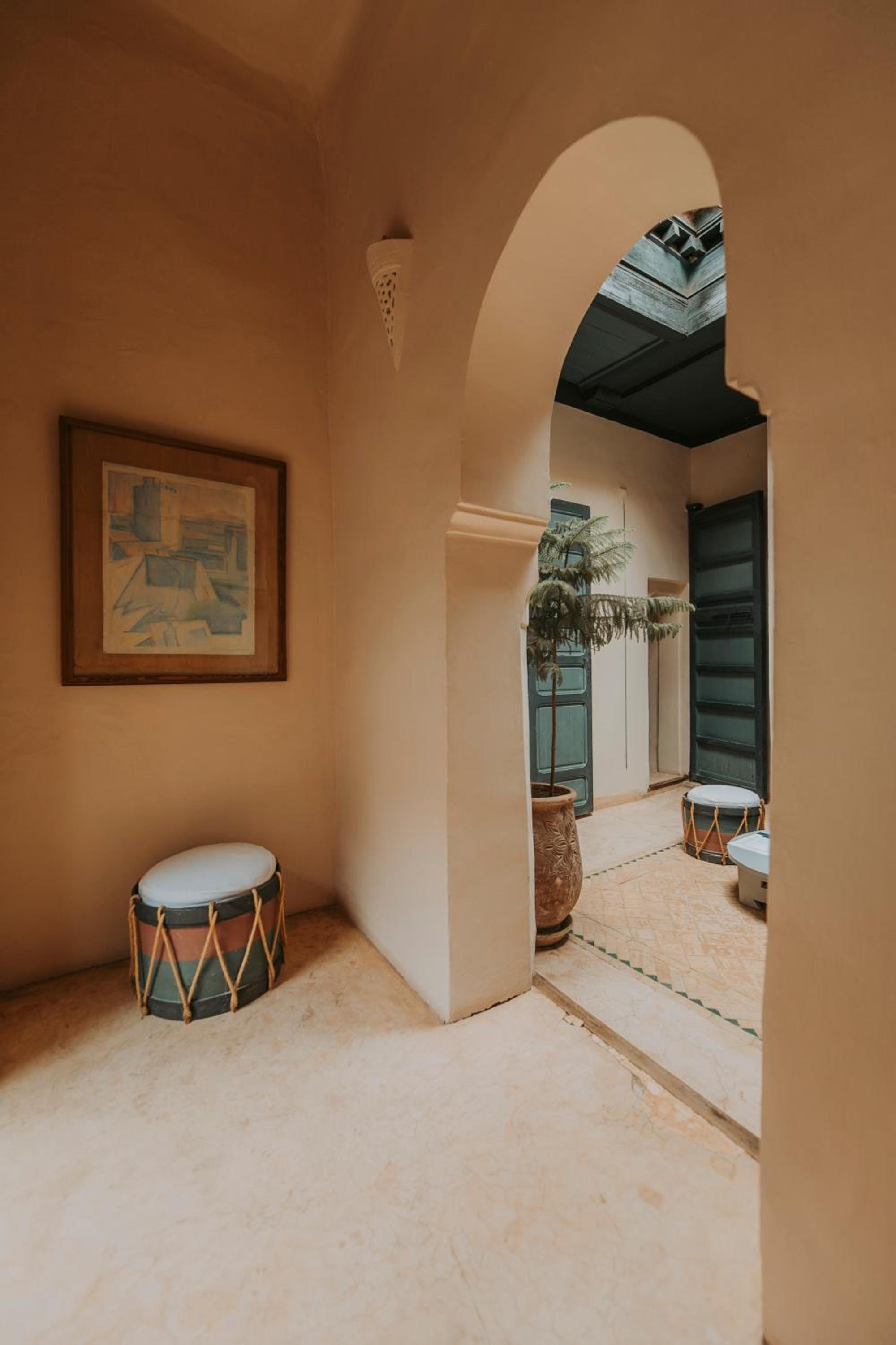 Deluxe Suite - Photo 11