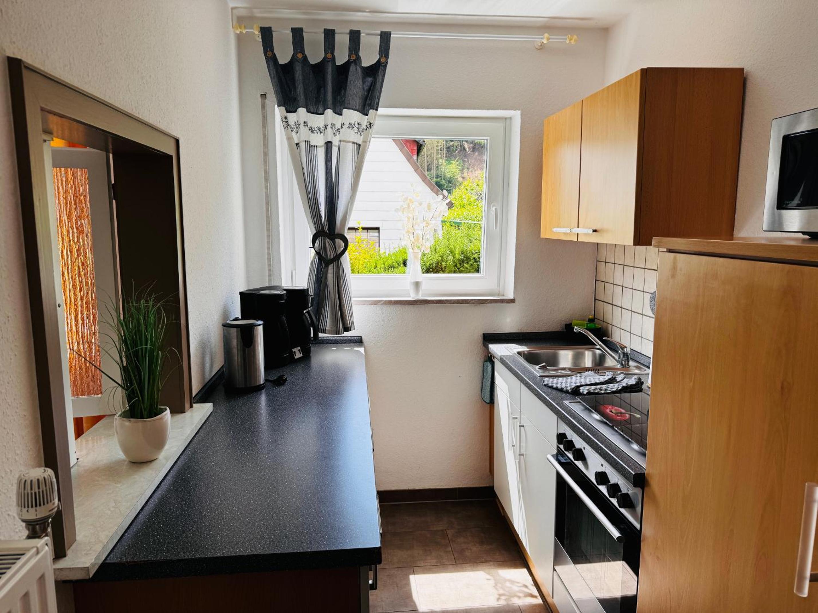 Four-Bedroom House - Photo 20