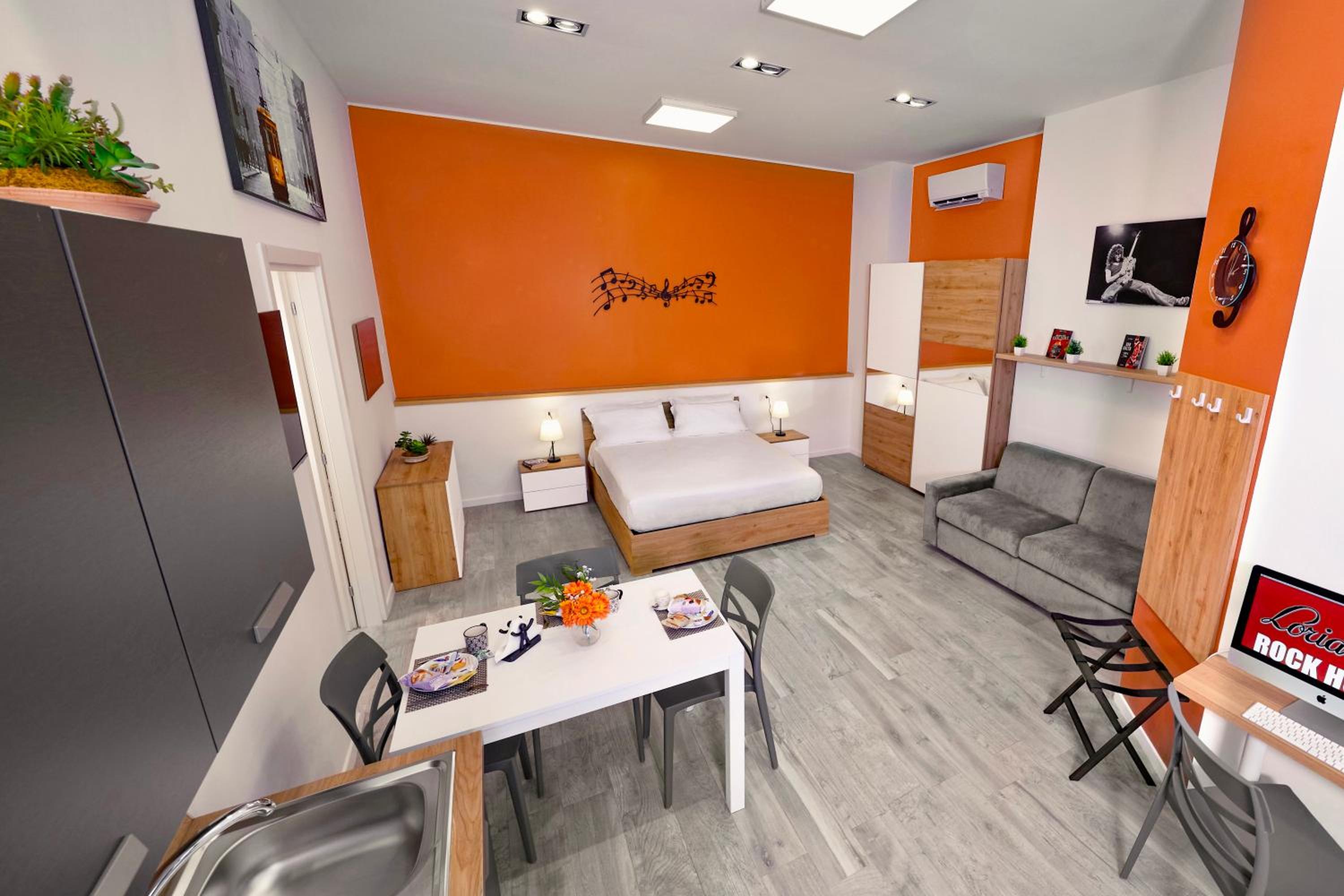 One-Bedroom Apartment