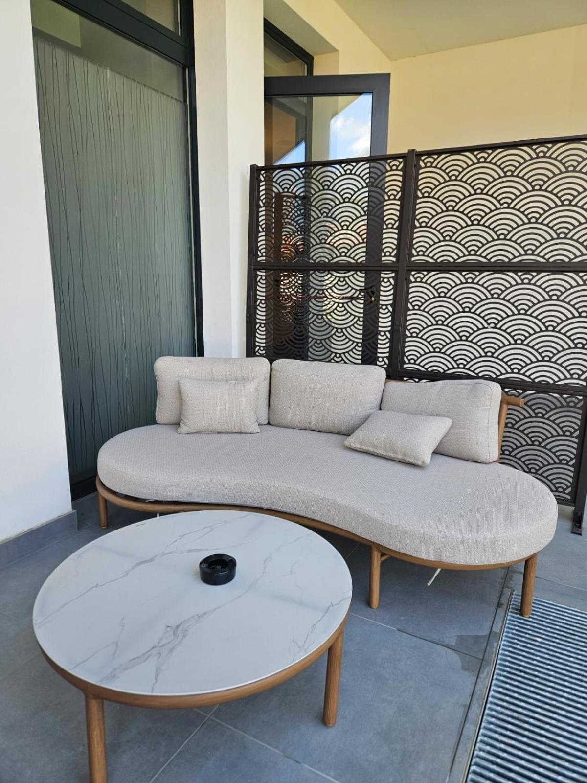 Double Room with Garden View - Photo 2
