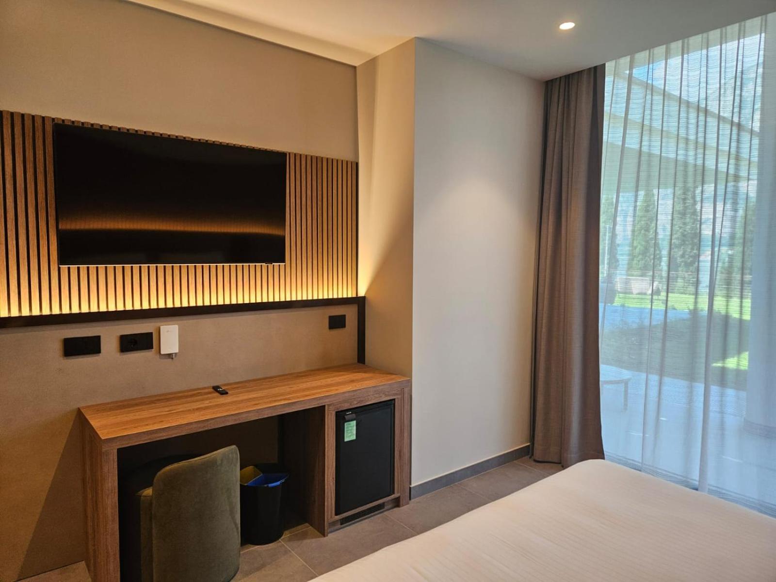 Double Room with Garden View - Photo 4