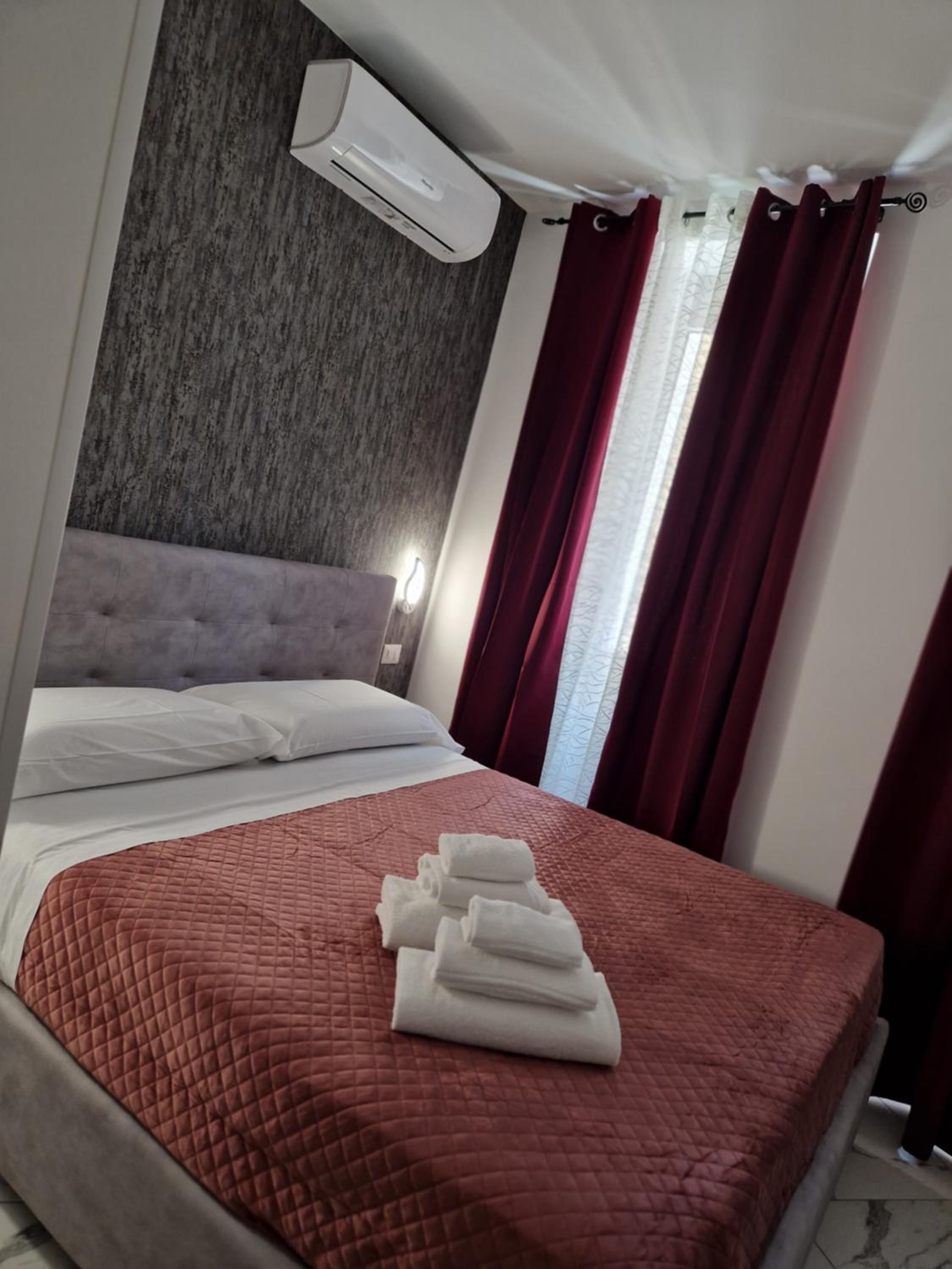 Double Room with Private Bathroom photo 1