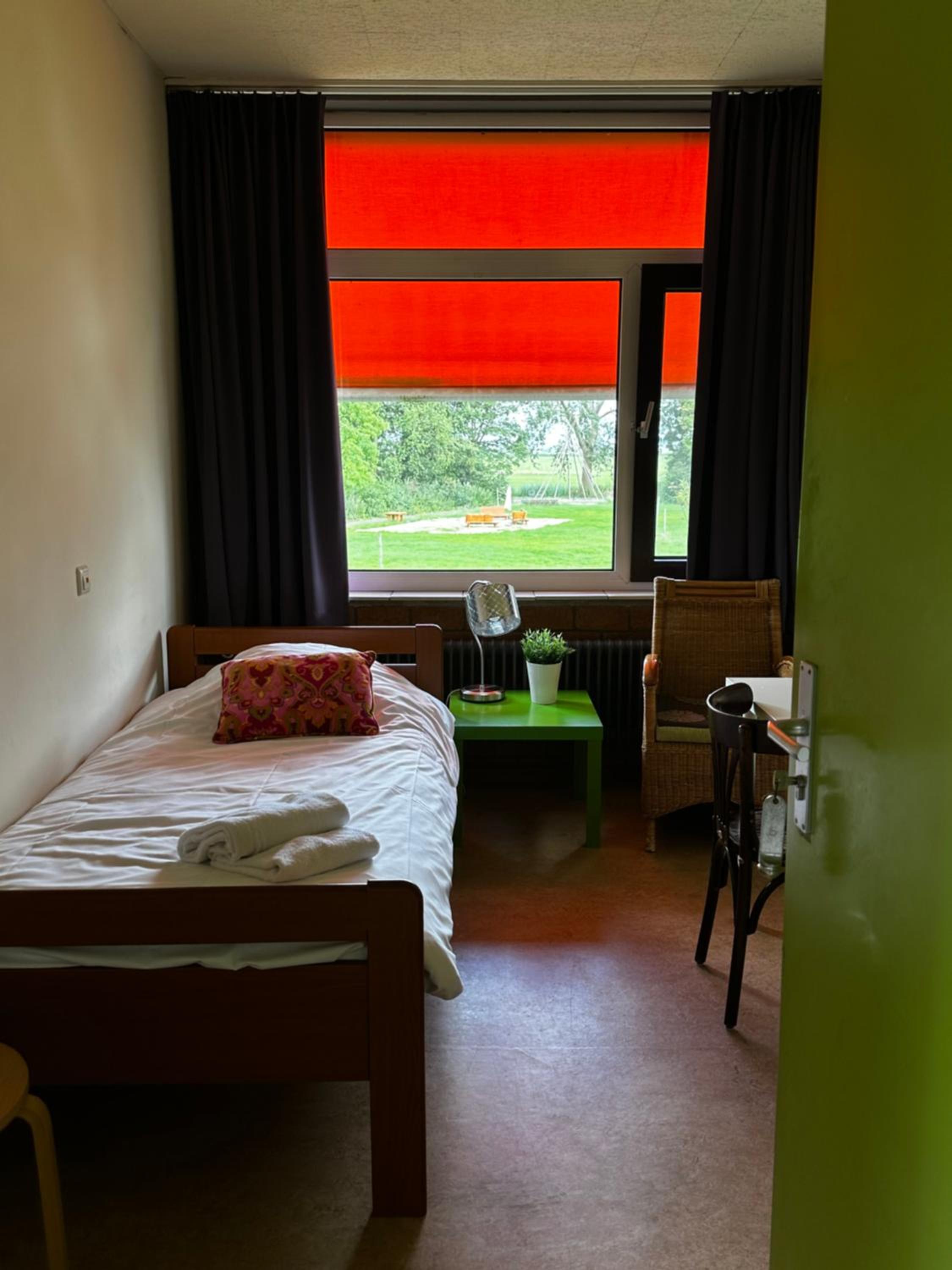 Budget Single Room photo 2