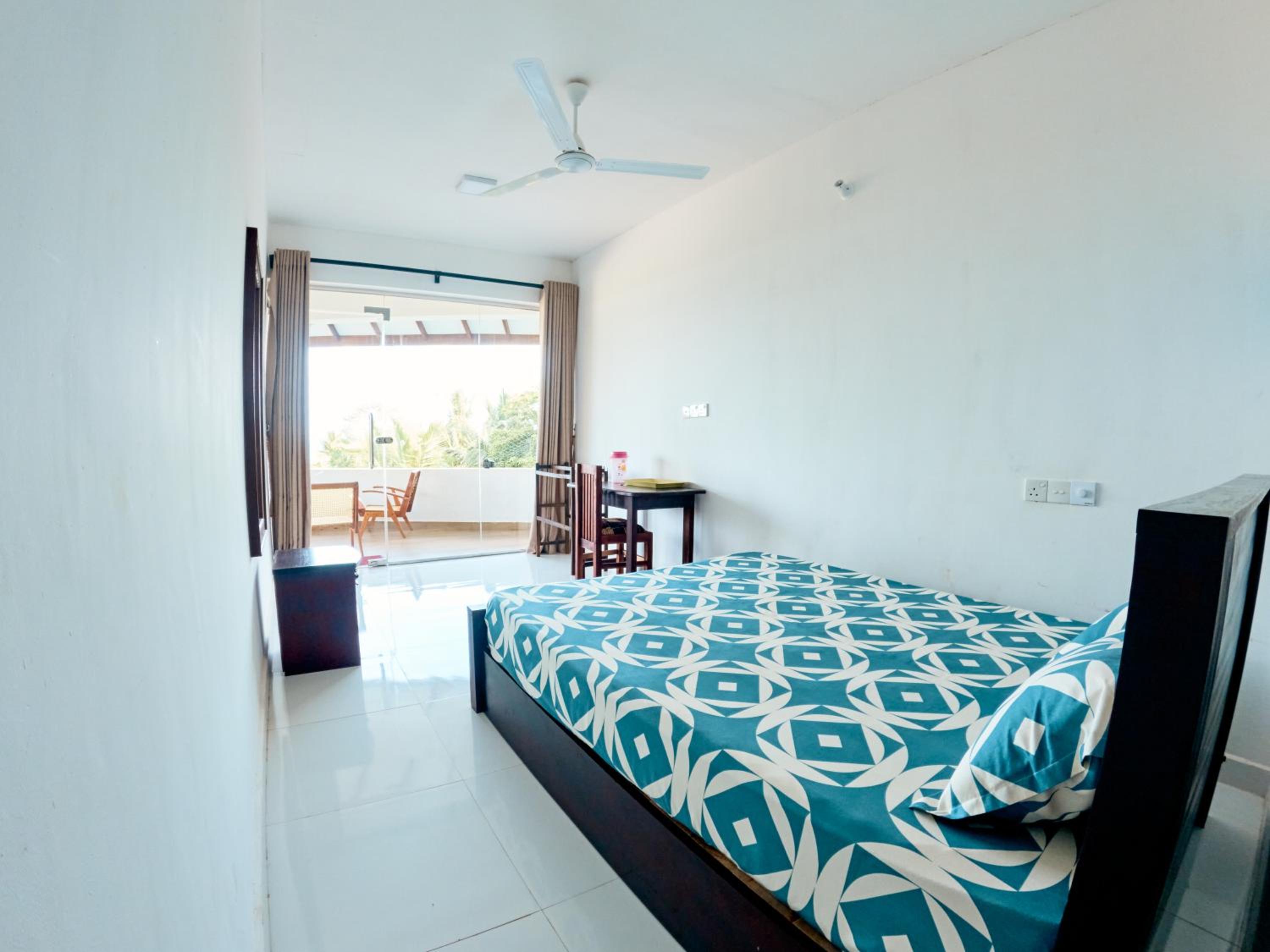 Double Room with Sea View photo 3