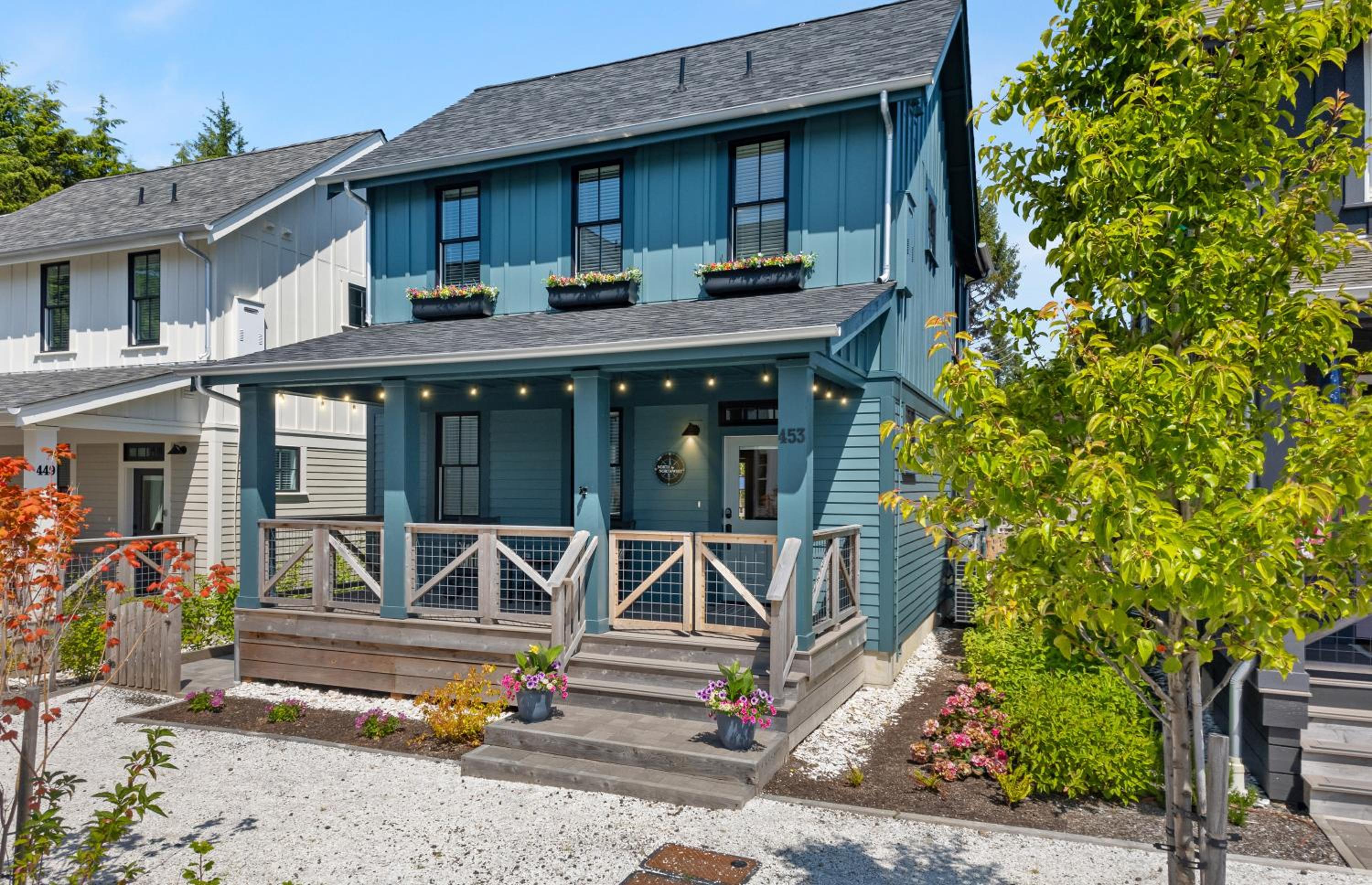 Four-Bedroom House photo 2