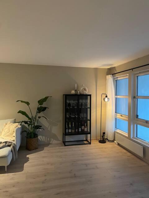 Two-Bedroom Apartment photo 2