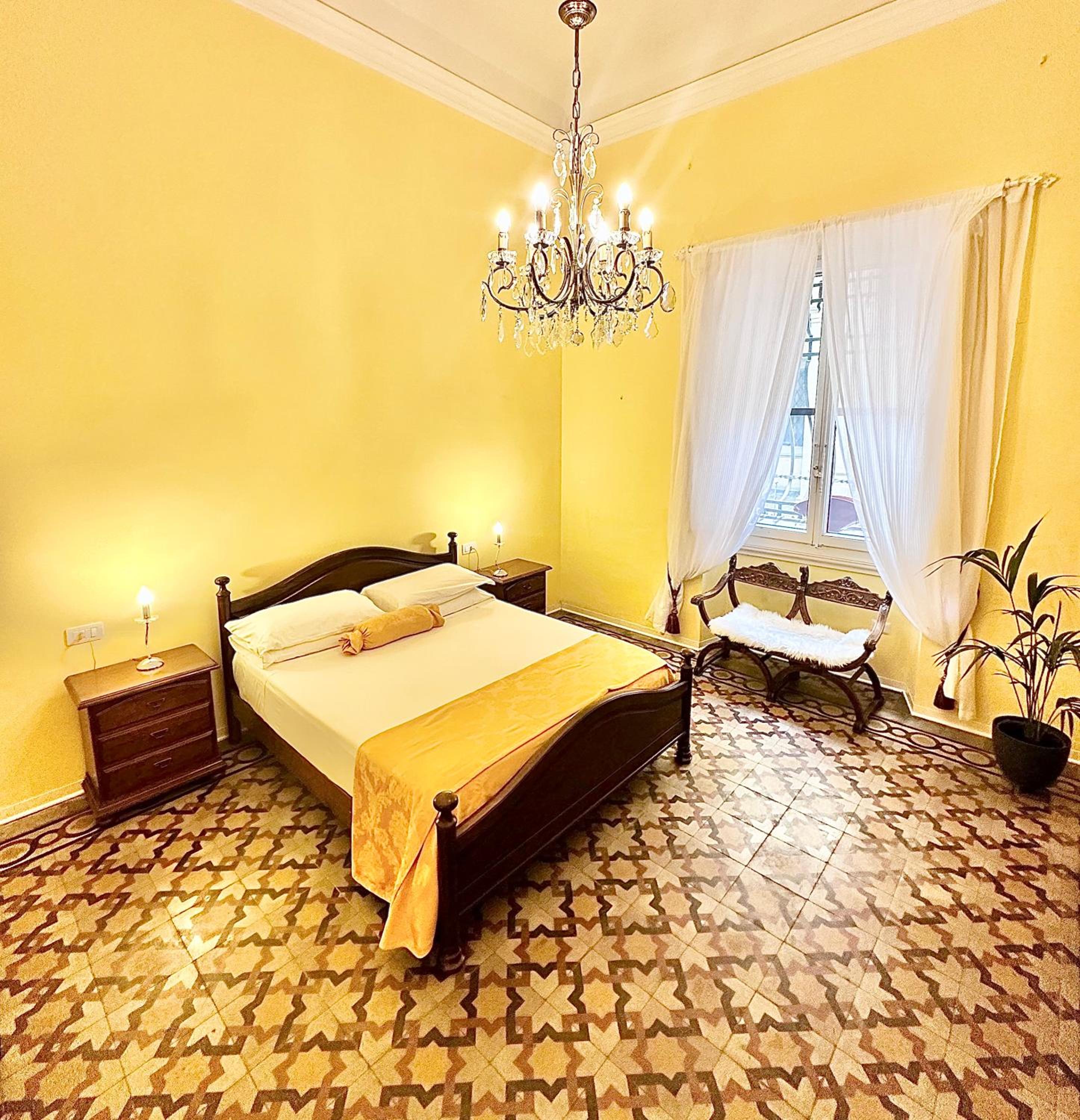 Large Double Room photo 1