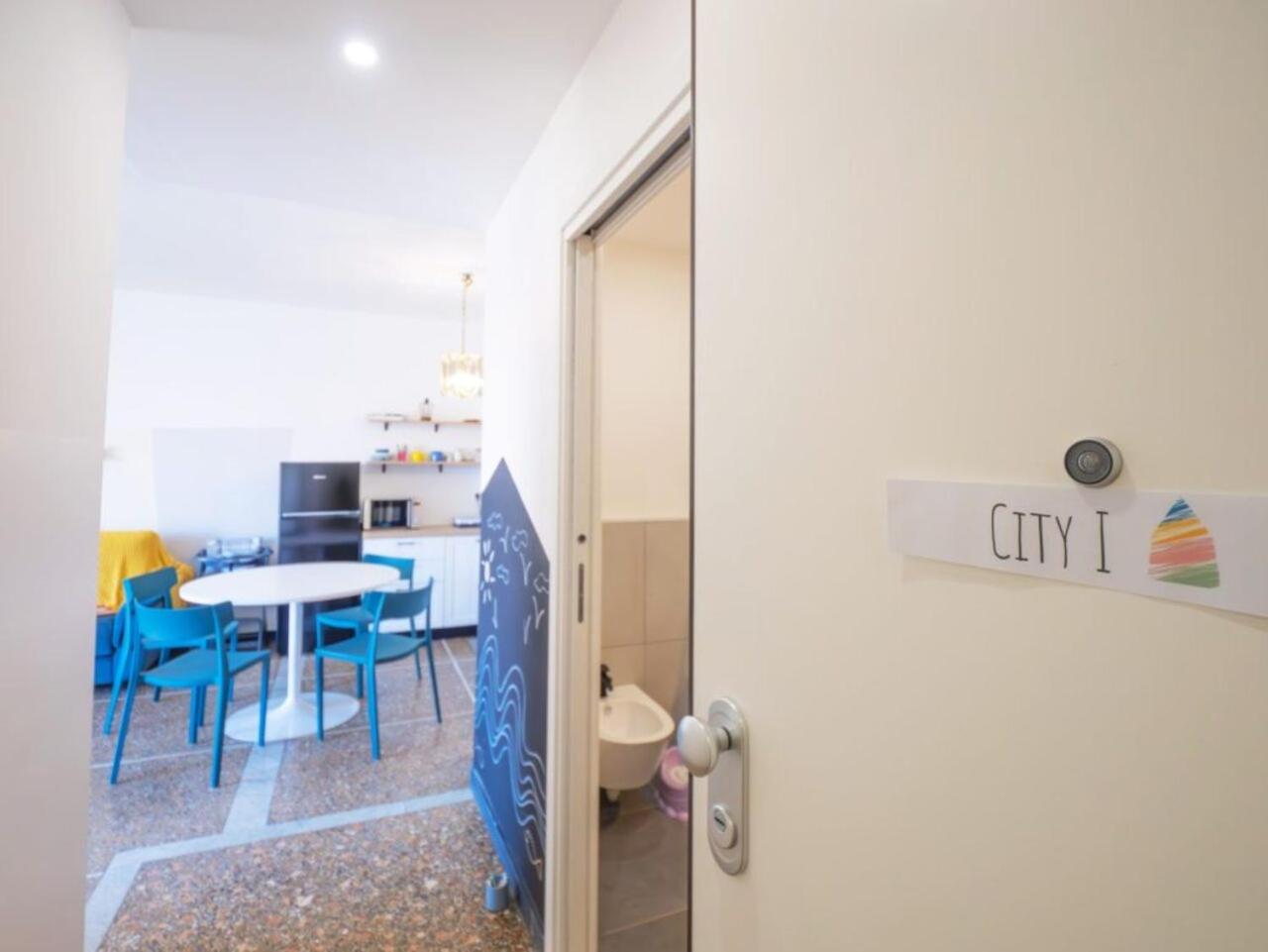 Studio Apartment photo 2