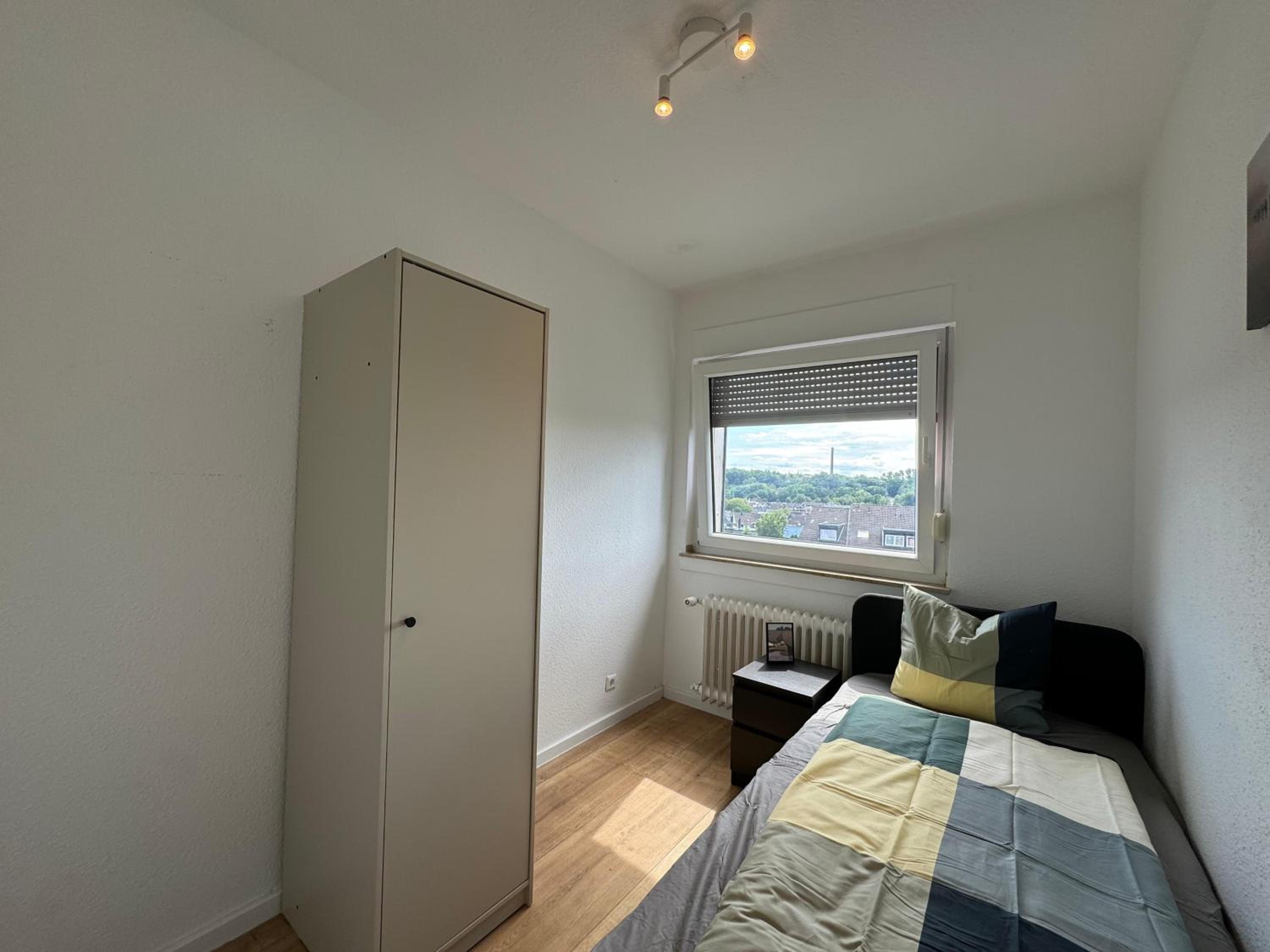 Apartment photo 1