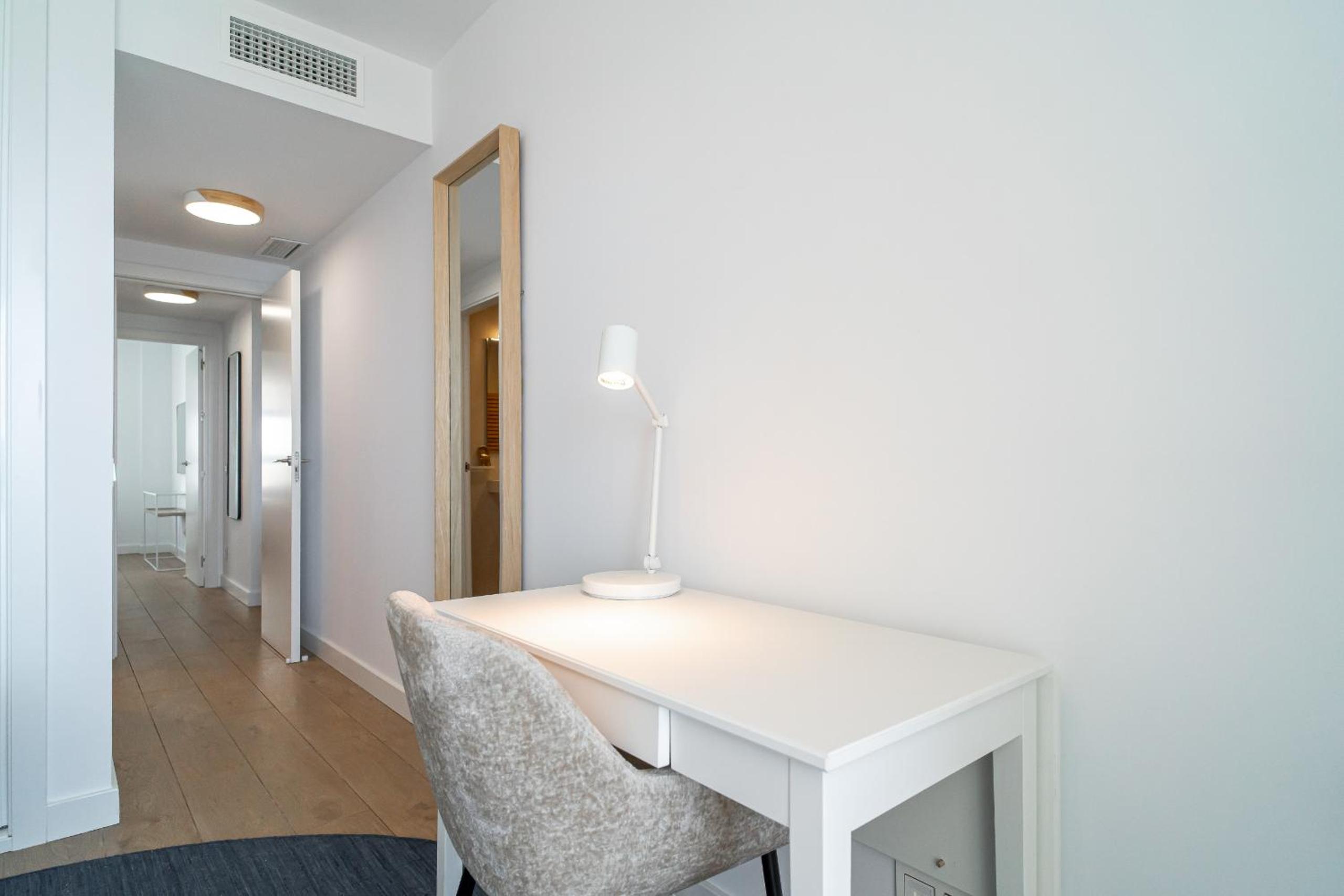 Two-Bedroom Apartment with Sea View photo 3
