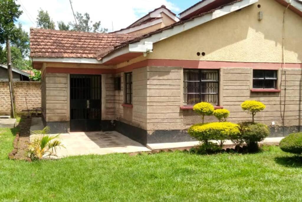 Three-Bedroom House photo 1